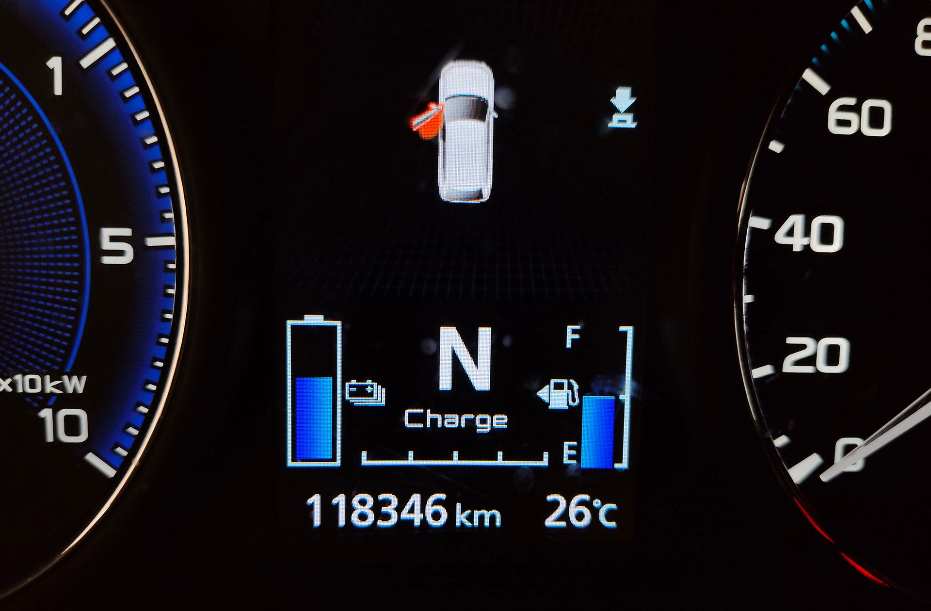 Mitsubishi Outlander 2.4 PHEV Kaiteki 4WD - foto 12