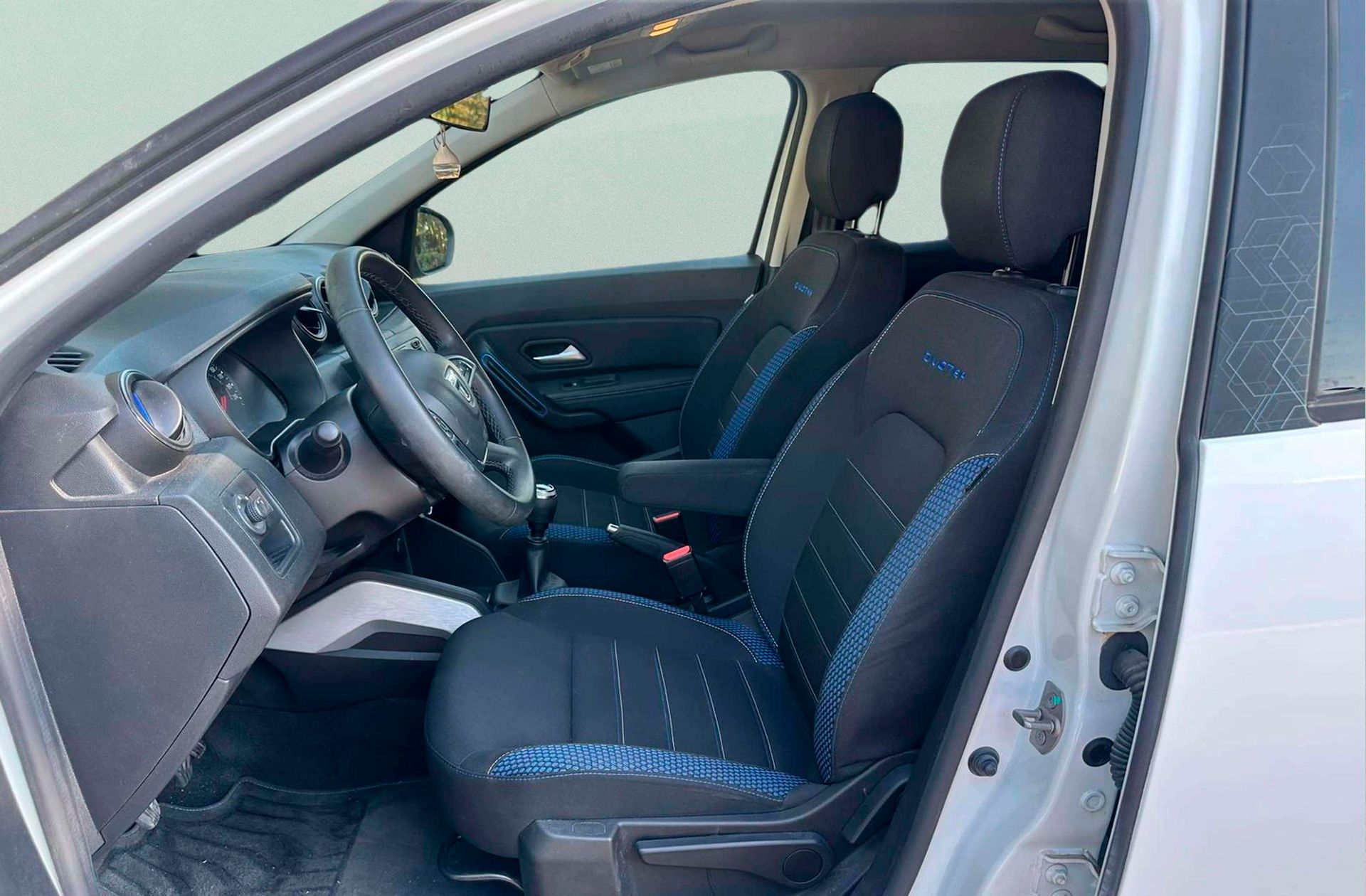 Dacia Duster SL Aniversario TCe 4x2 GPF - foto 10