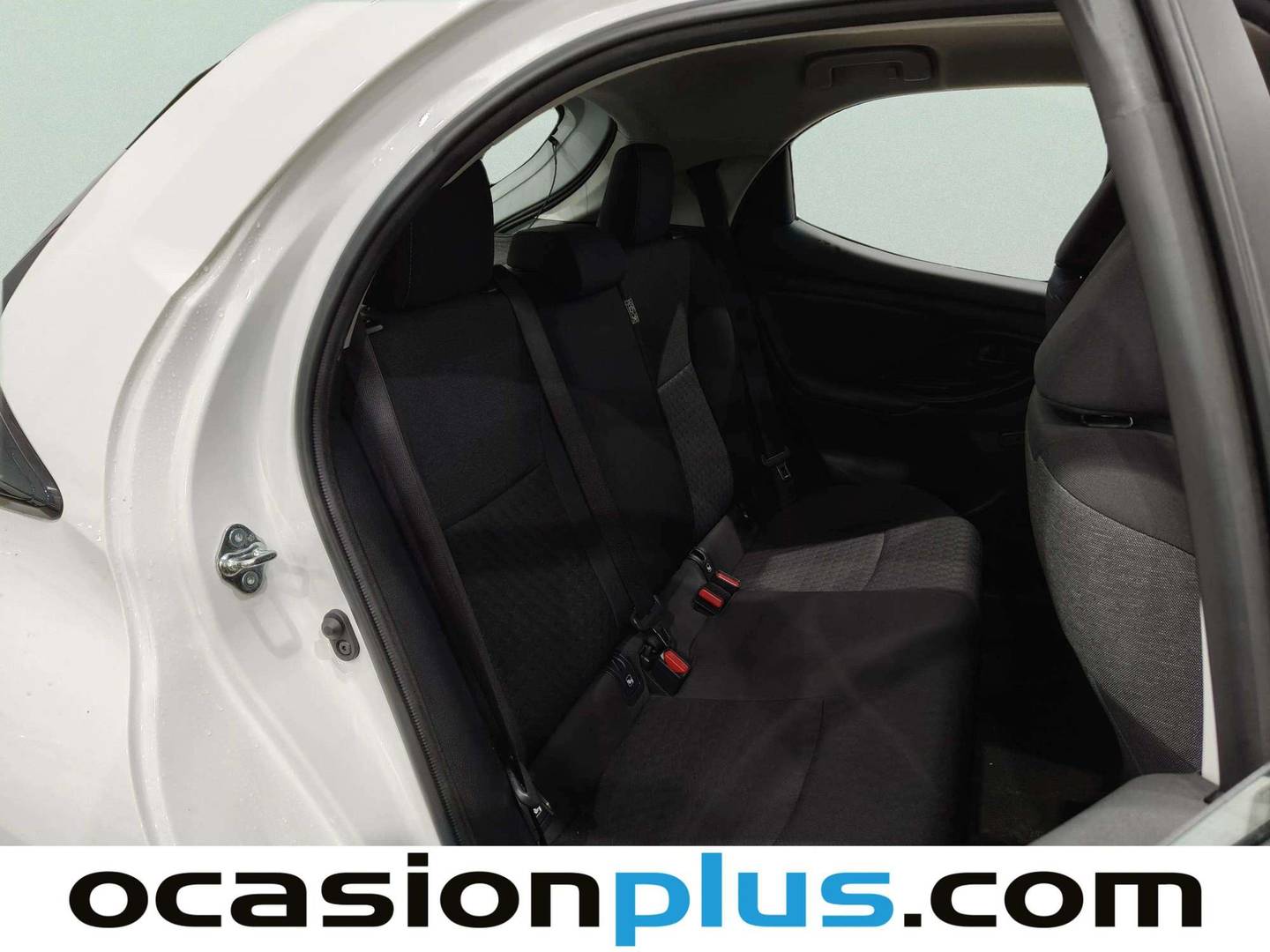 Toyota Yaris Toyota Yaris 1.0 70 Business (69 CV) al mejor precio