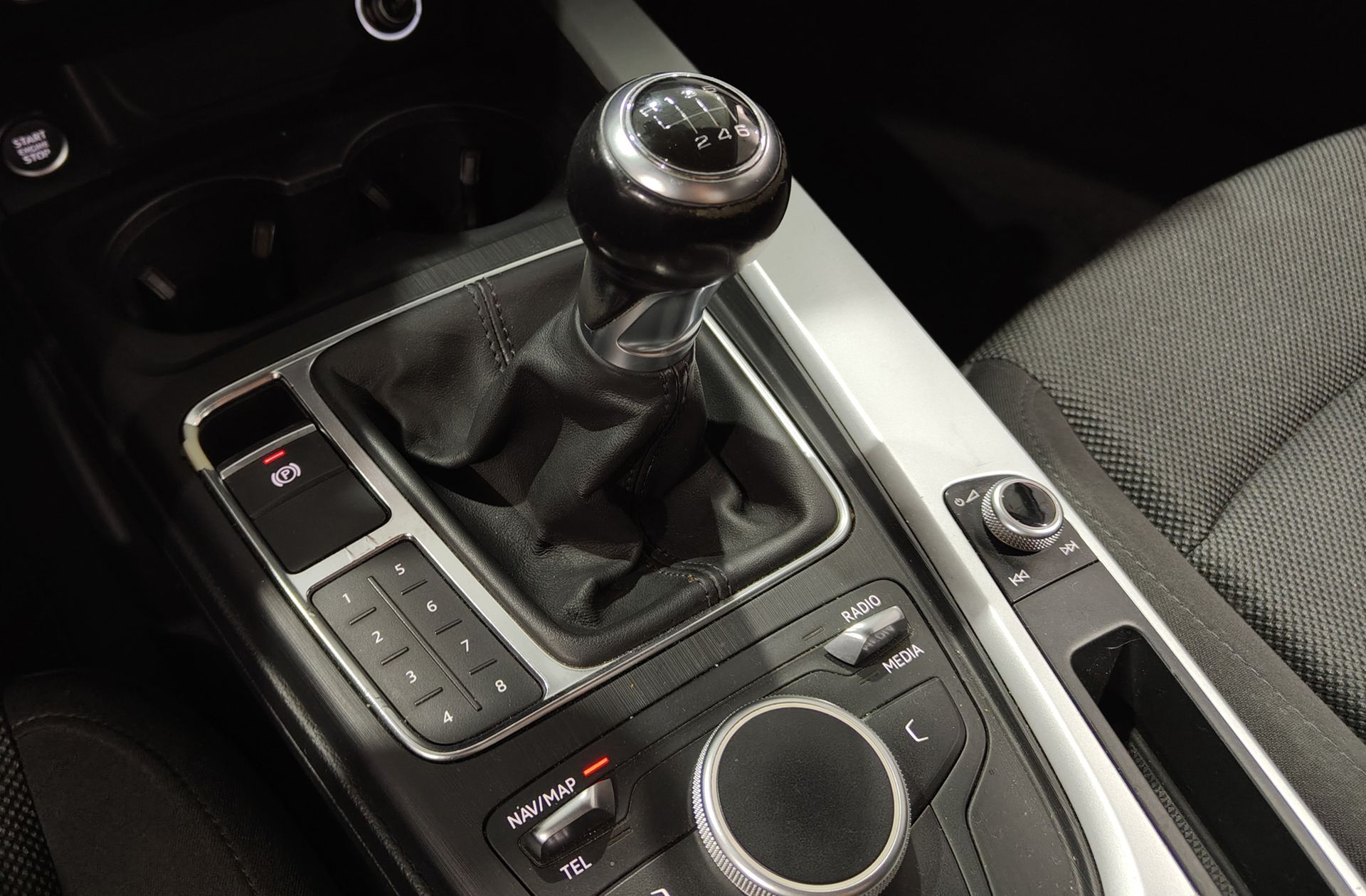 Audi A4 Avant Advanced edition 2.0 TDI - foto 6