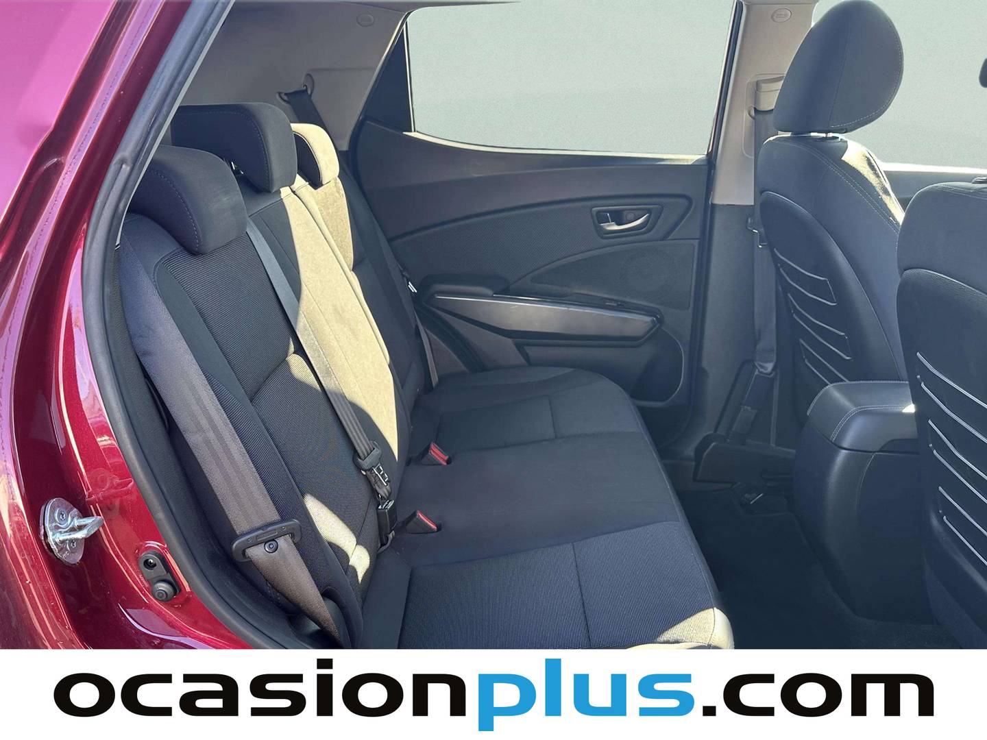 Foto SsangYong Tivoli Grand Ssangyong Tivoli Grand G15T Urban Plus (163 CV) GLP