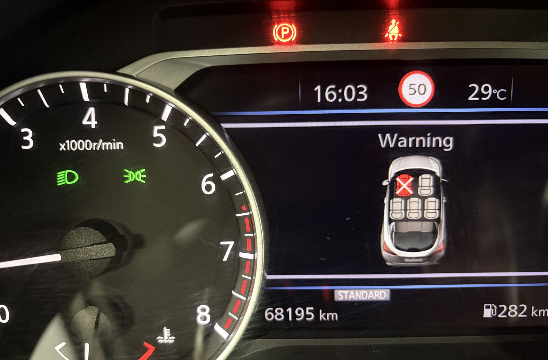 Nissan Juke DIG-T Tekna - foto 10