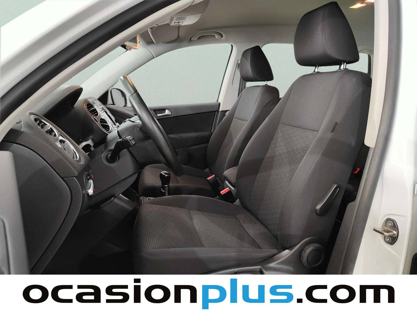 Foto asientos delanteros Volkswagen Tiguan Volkswagen Tiguan Cross 2.0 TDI BMT 4x2 (110 CV)