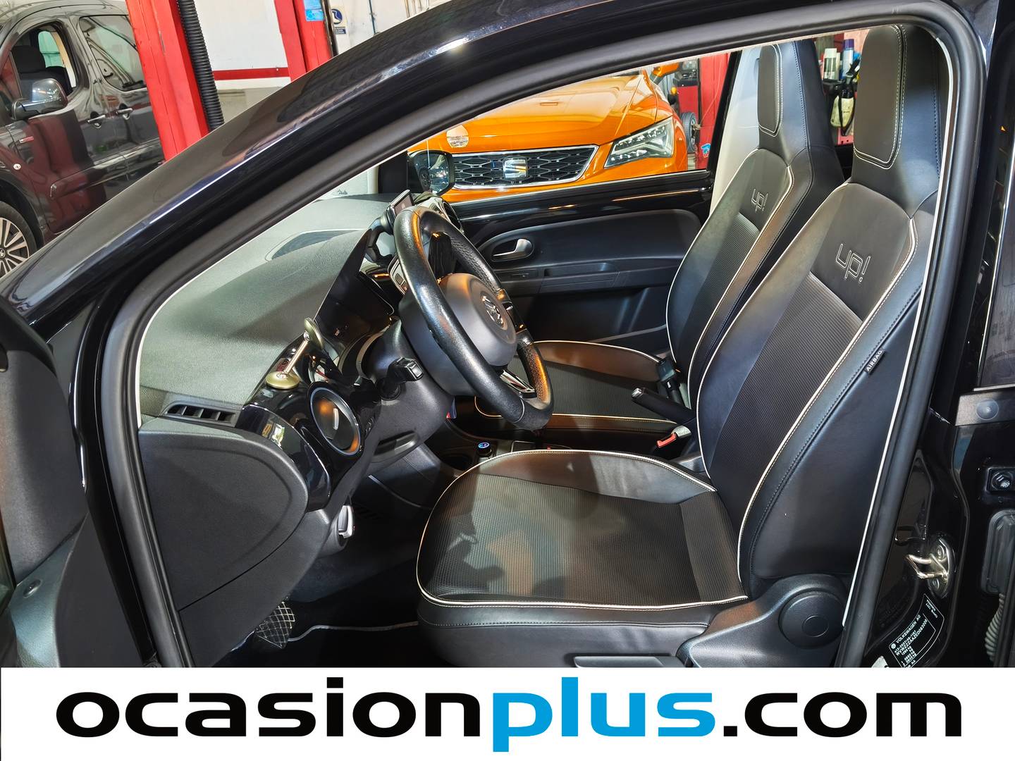 Foto asientos delanteros Volkswagen up! Volkswagen Up High up! 1.0 ASG (75 CV)