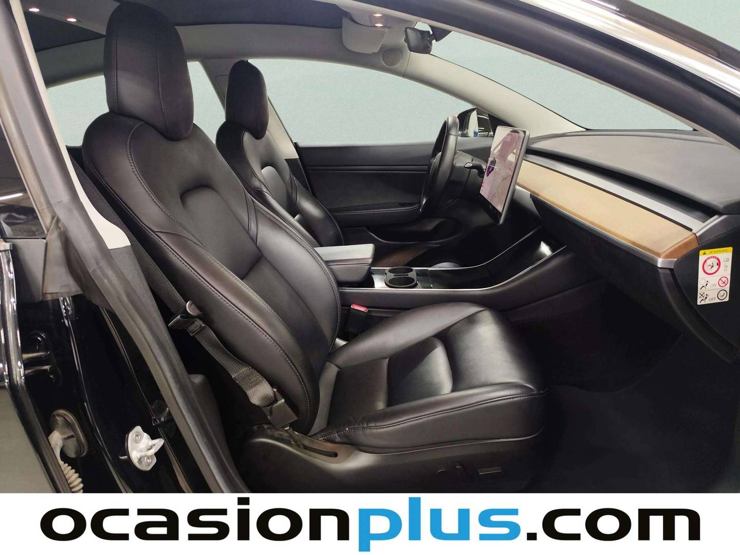 Paquetes del Tesla Model 3 Tesla Model 3 Estándar Plus RWD (306 CV)