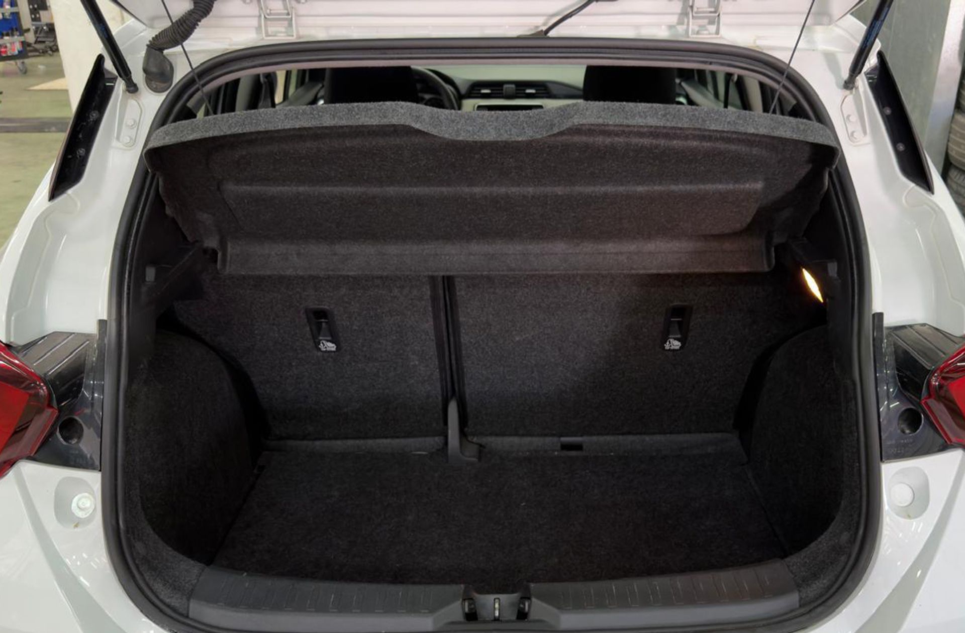 Nissan Micra 1.0 G Visia+ - foto 12