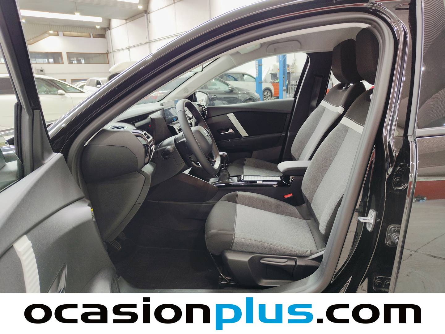 Foto asientos delanteros Citroën C4 Citroën C4 PureTech 100 S&S You (102 CV)
