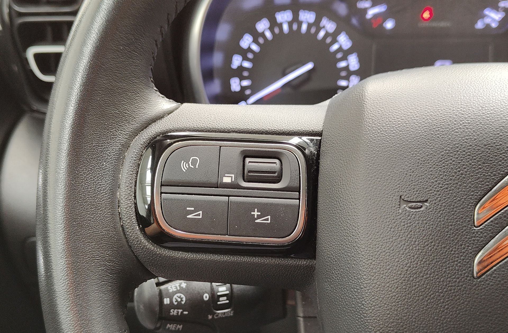 Citroën C3 Aircross PureTech 110 Plus - foto 26