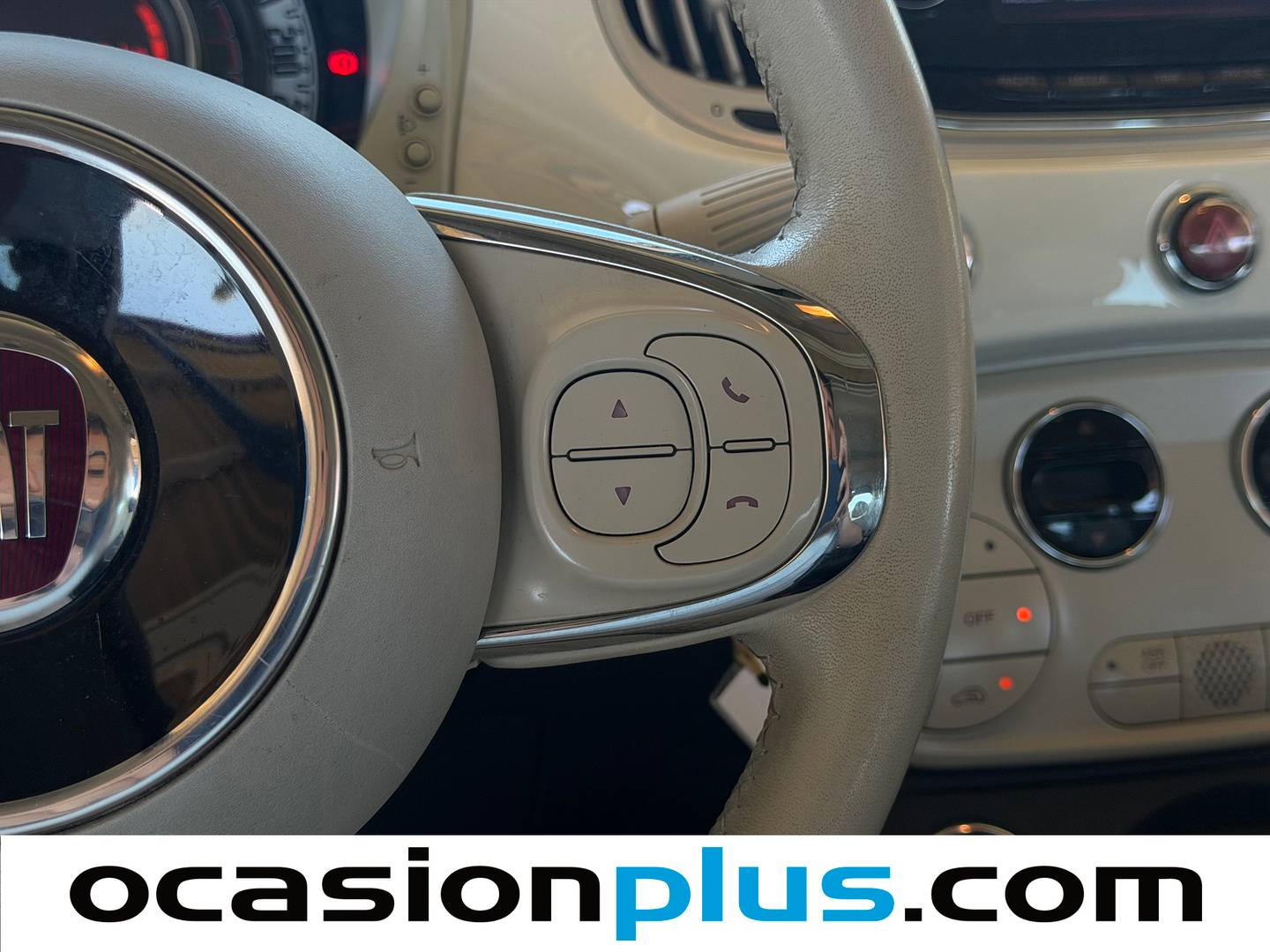 Fiat 500 Fiat 500 1.2 8v Lounge (69 CV) de segunda mano