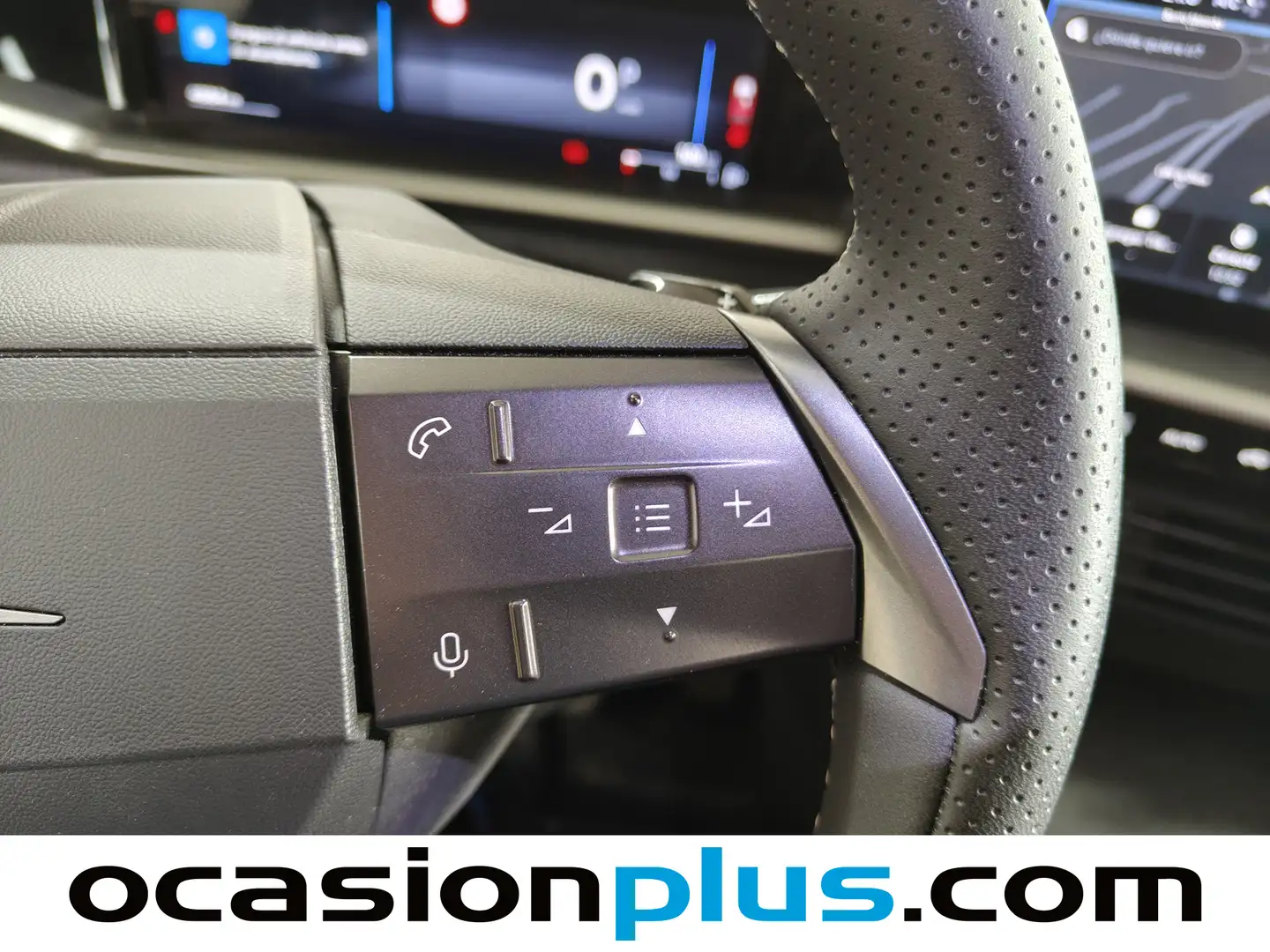 Foto Opel Grandland Opel Grandland 1.2T XHT Hybrid GS eDCT6 (136 CV)