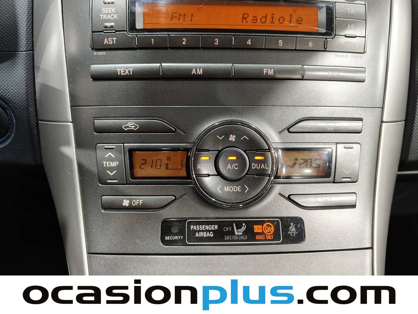 Acabados Toyota Auris Toyota Auris 1.6 VVT-I Dual Sol (124 CV)