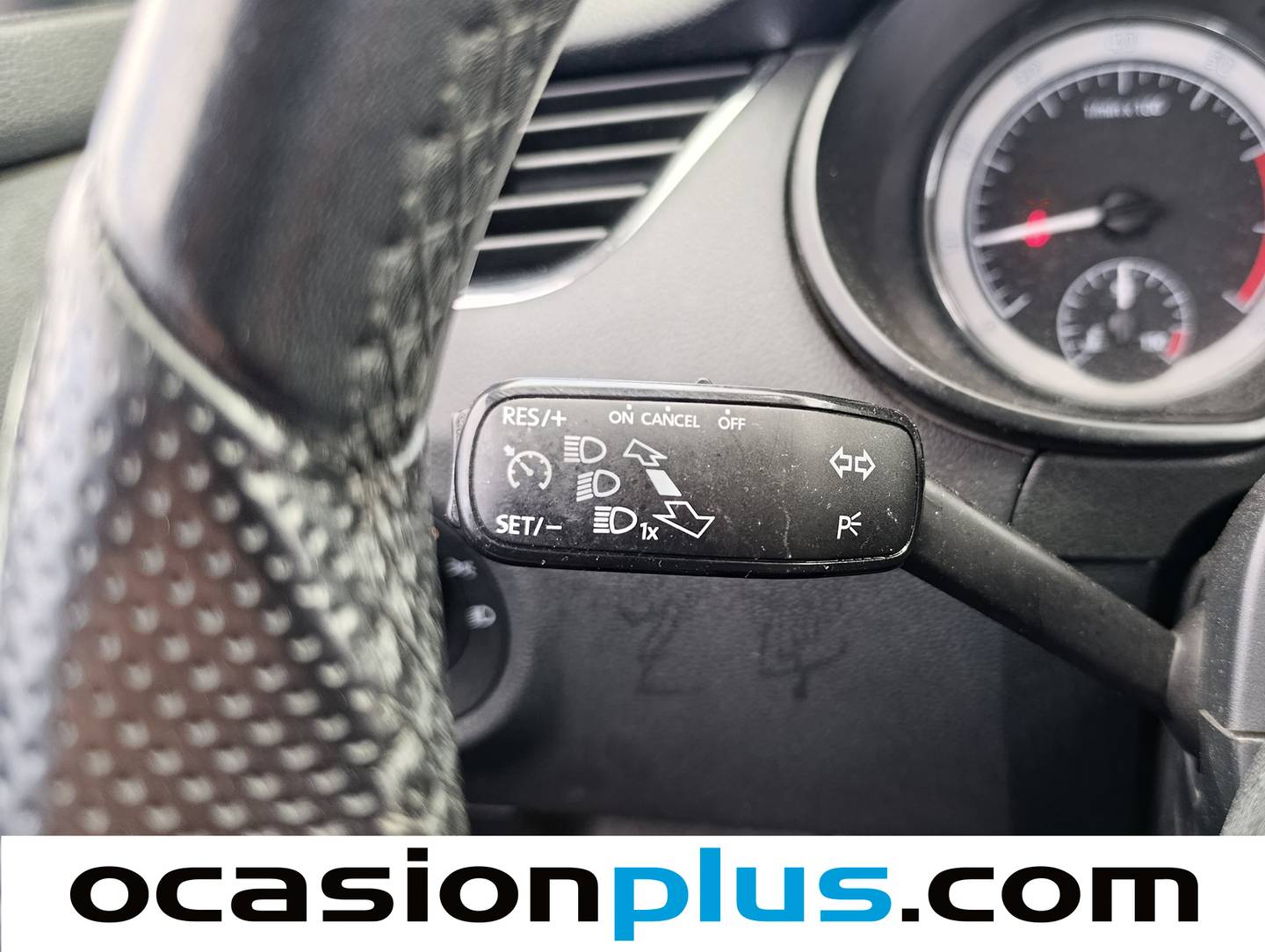 Skoda Octavia Skoda Octavia Combi 1.0 TSI Like DSG (115 CV) seminuevo