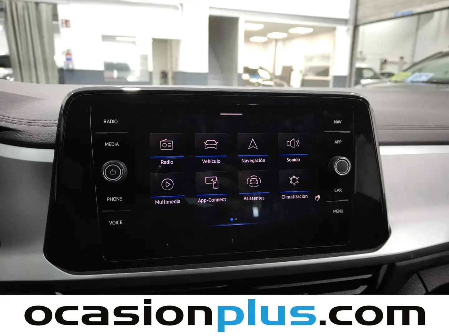 Foto Volkswagen T-Roc Volkswagen T-Roc Life 1.0 TSI (110 CV)