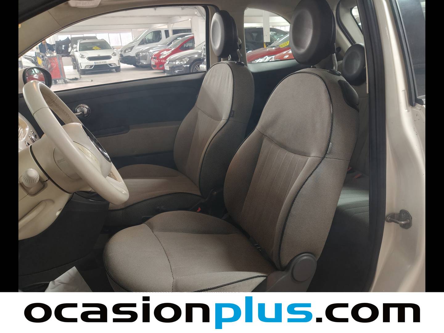 Foto asientos delanteros Fiat 500 Fiat 500 1.3 16v MultiJet Lounge (75 CV)
