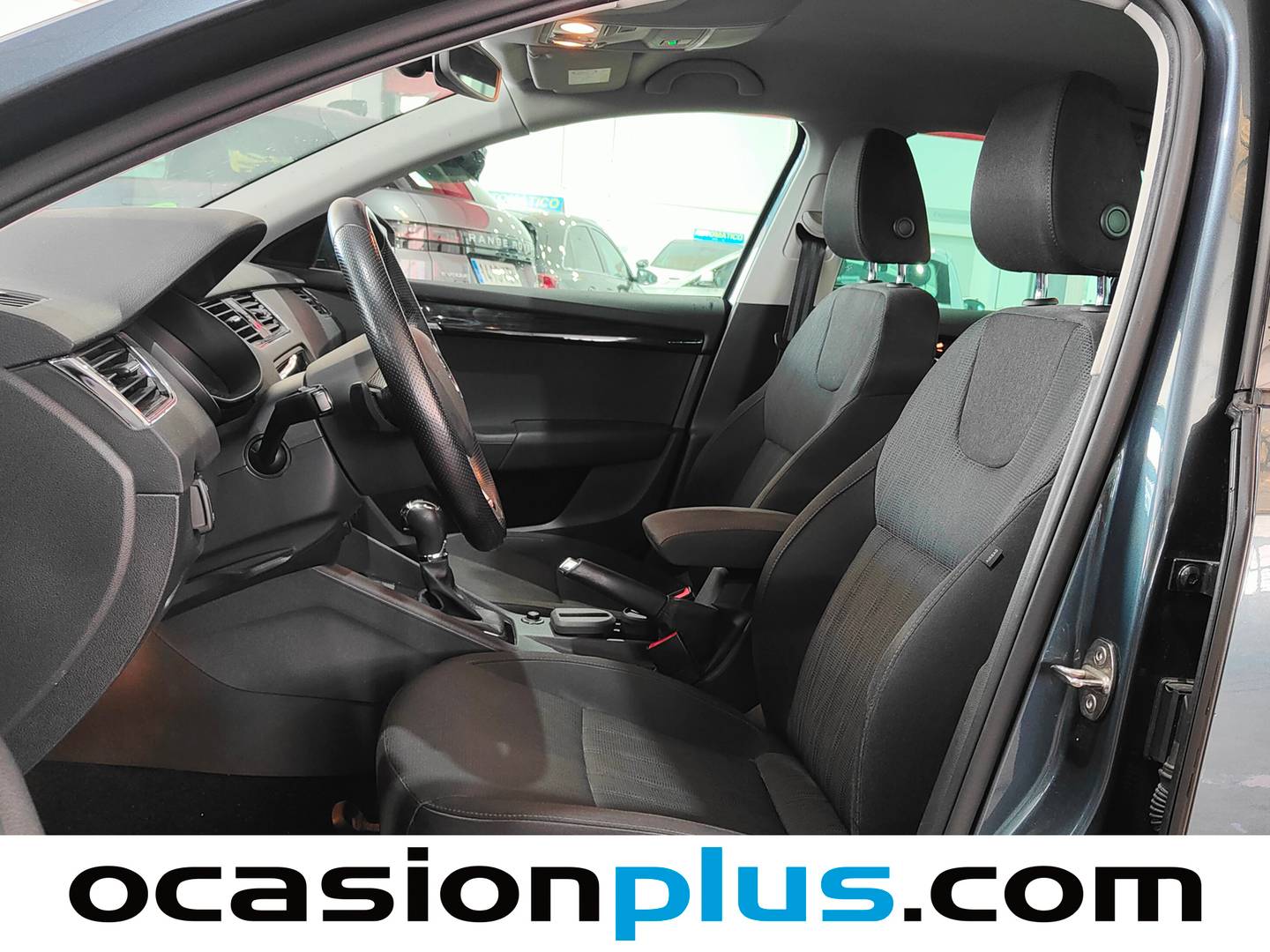 Foto asientos delanteros Skoda Octavia Skoda Octavia 1.4 TSI Style DSG (150 CV)
