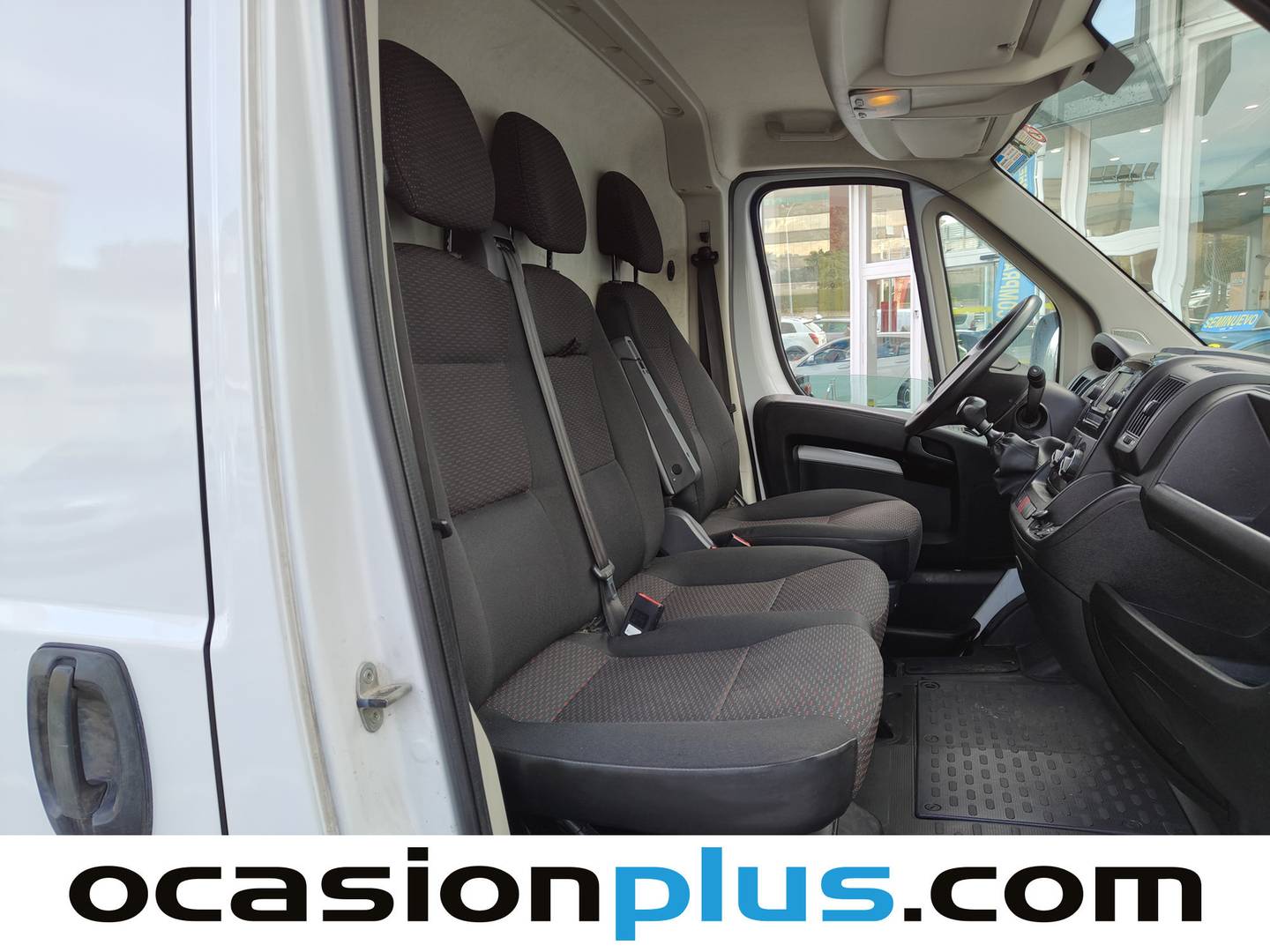 Foto Peugeot Boxer Peugeot Boxer Pack 335 L2 H2 BHDI (140CV) S&S