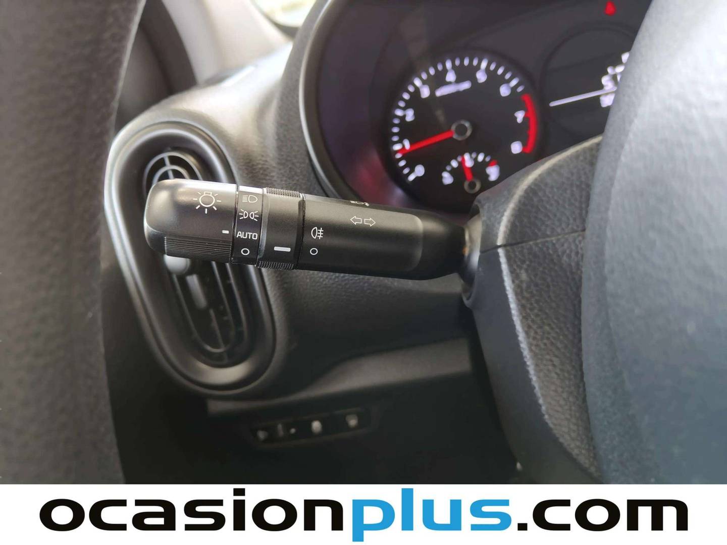 Equipamiento del KIA Picanto KIA Picanto 1.0 DPi Concept (67 CV)