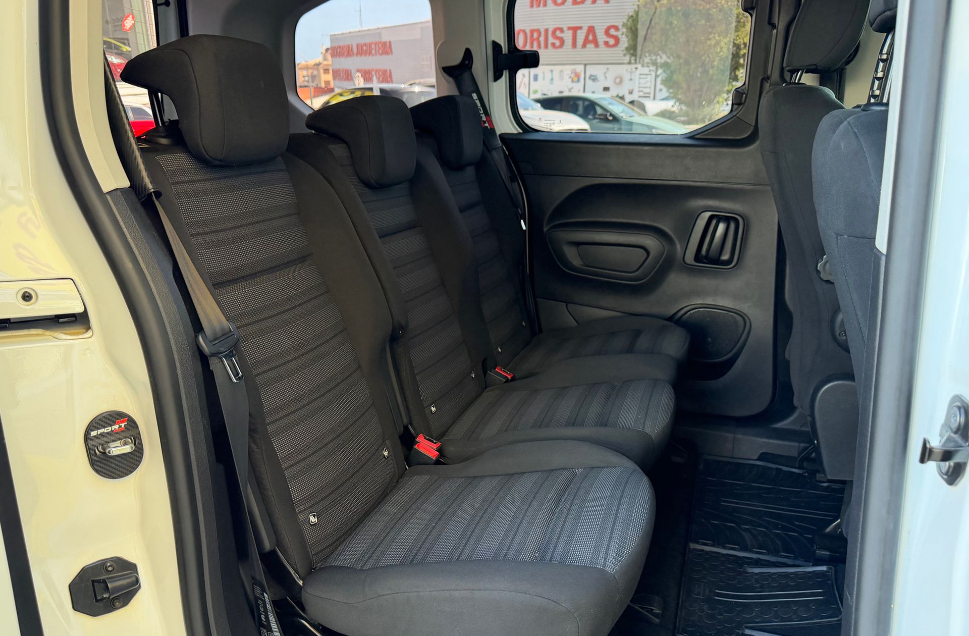 Opel Combo 1.5 TD Selective L - foto 15