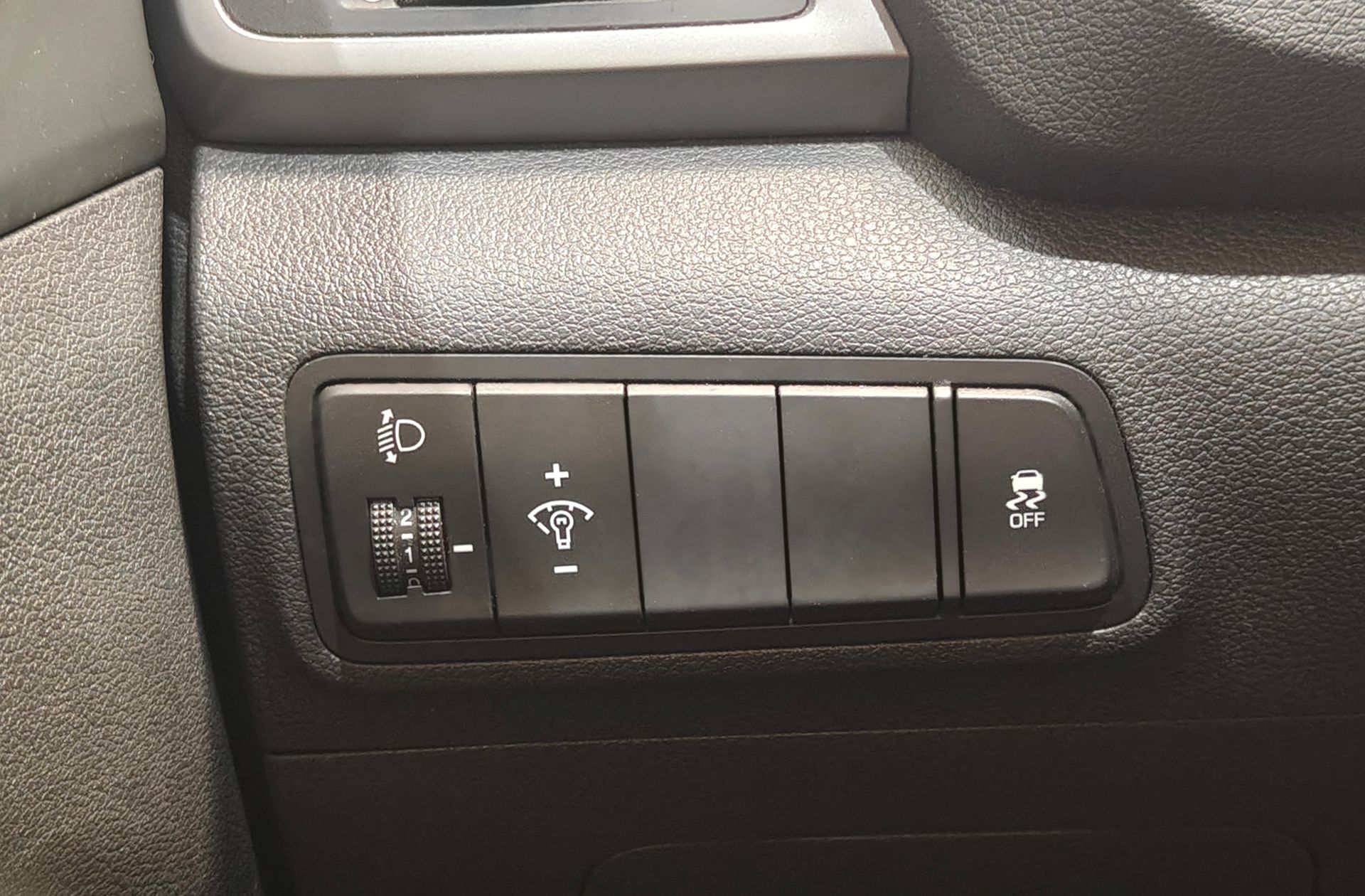 Hyundai Tucson 1.7 CRDi BlueDrive 25 Aniversario 4x2 - foto 33