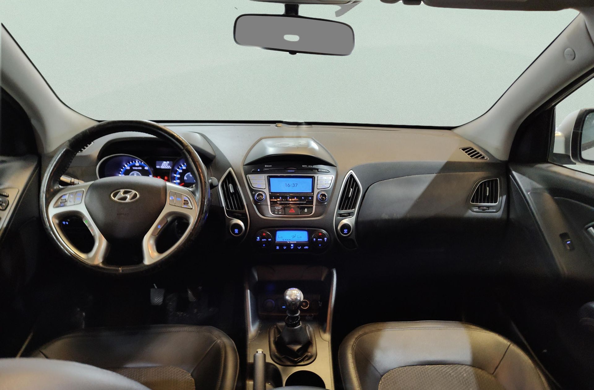 Hyundai ix35 1.7 CRDi Comfort Sky 4x2 MOF - foto 6