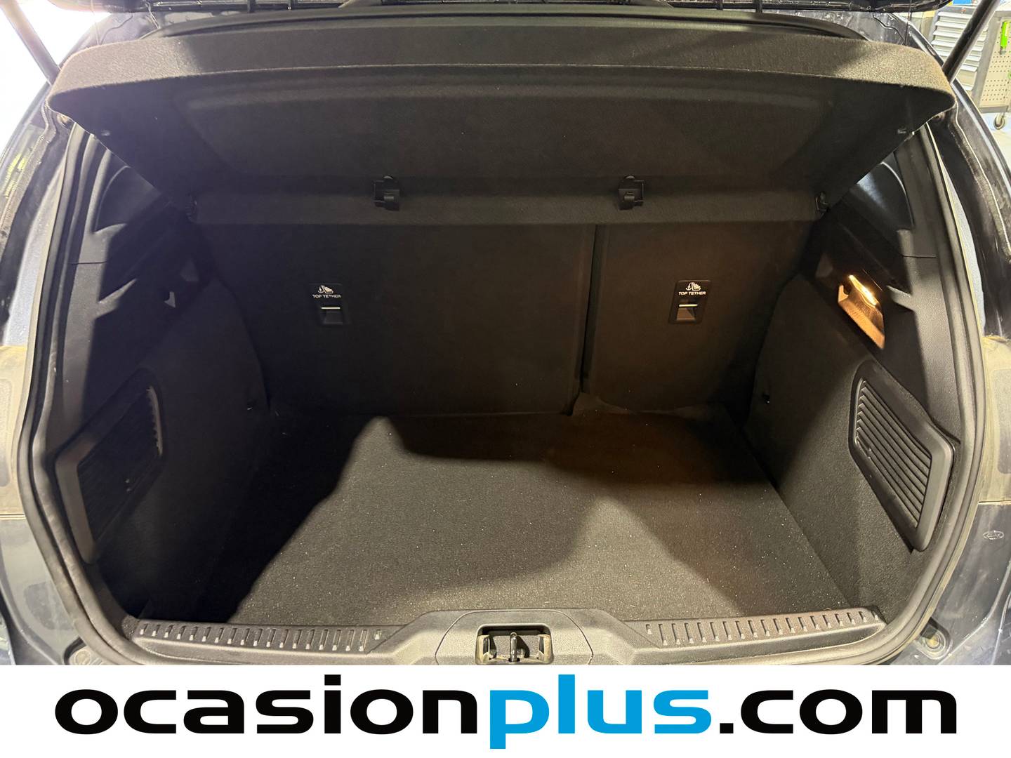 Fotos maletero Ford Focus Ford Focus 1.0 Ecoboost MHEV ST-Line (125 CV)