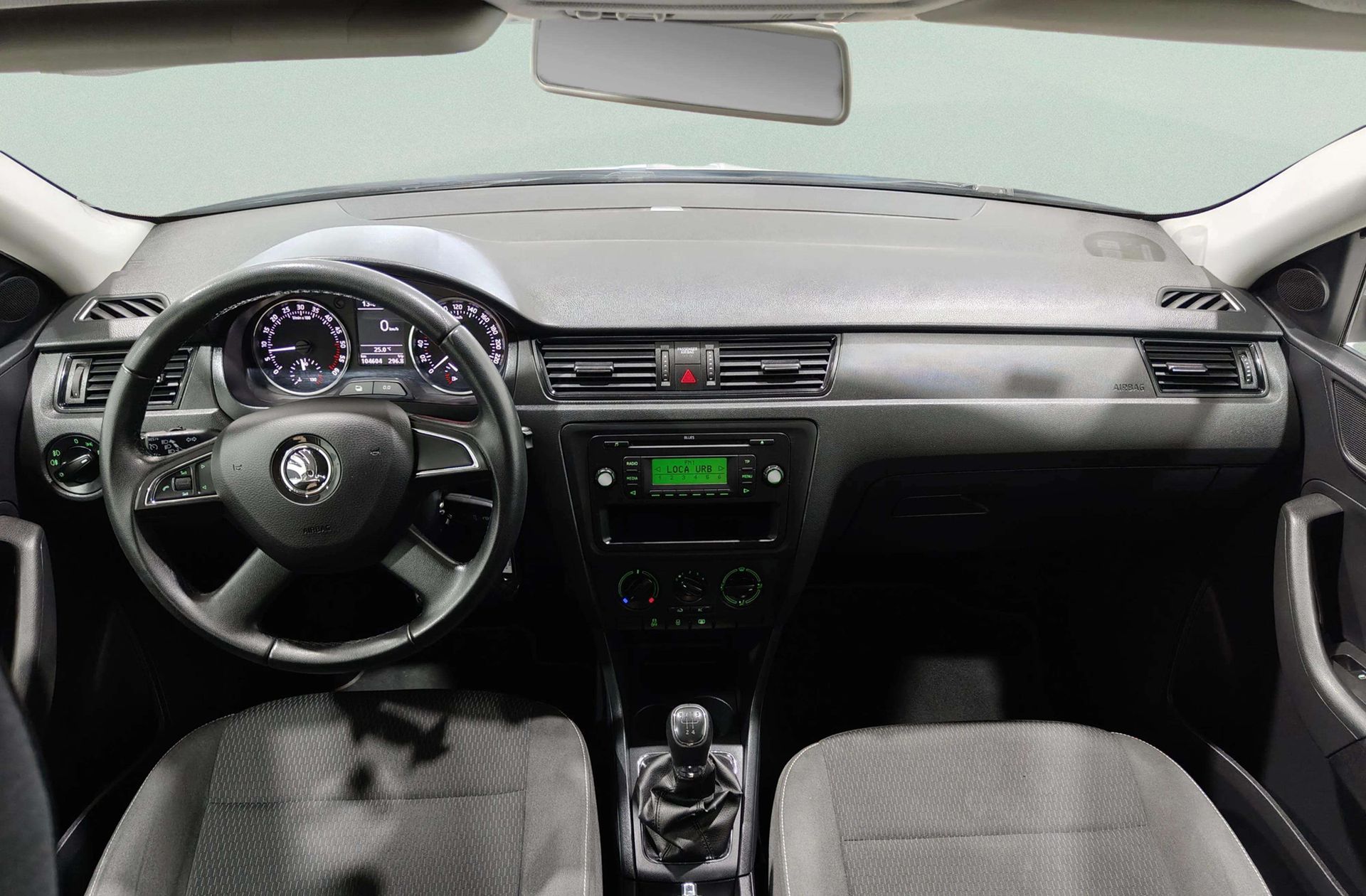 Škoda Rapid 1.6 TDI CR Ambition - foto 6