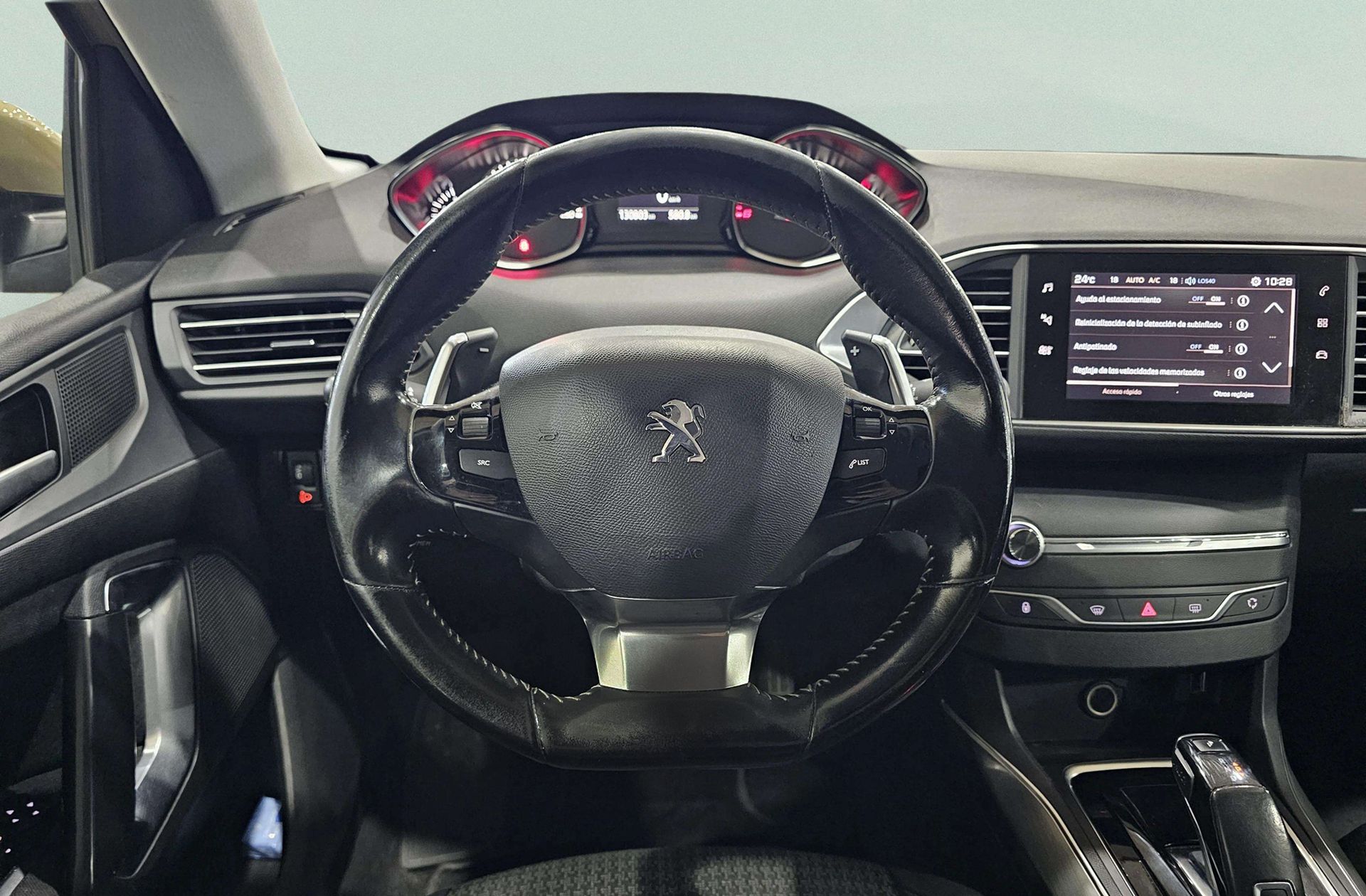 Peugeot 308 BlueHDi 130 Style EAT8 - foto 21