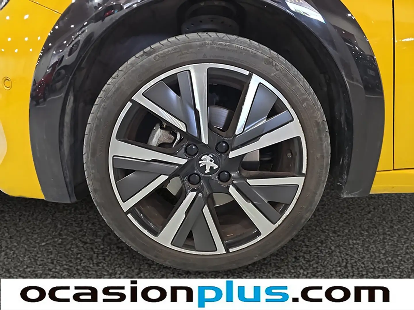 Foto Peugeot 208 Peugeot 208 BlueHDi 100 GT (100 CV)