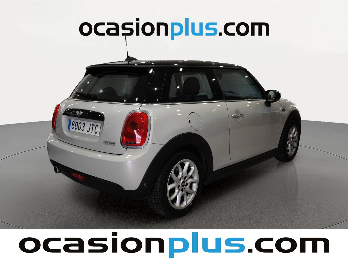 Foto trasera Mini MINI Mini MINI Cooper Cooper (136 CV) derecha
