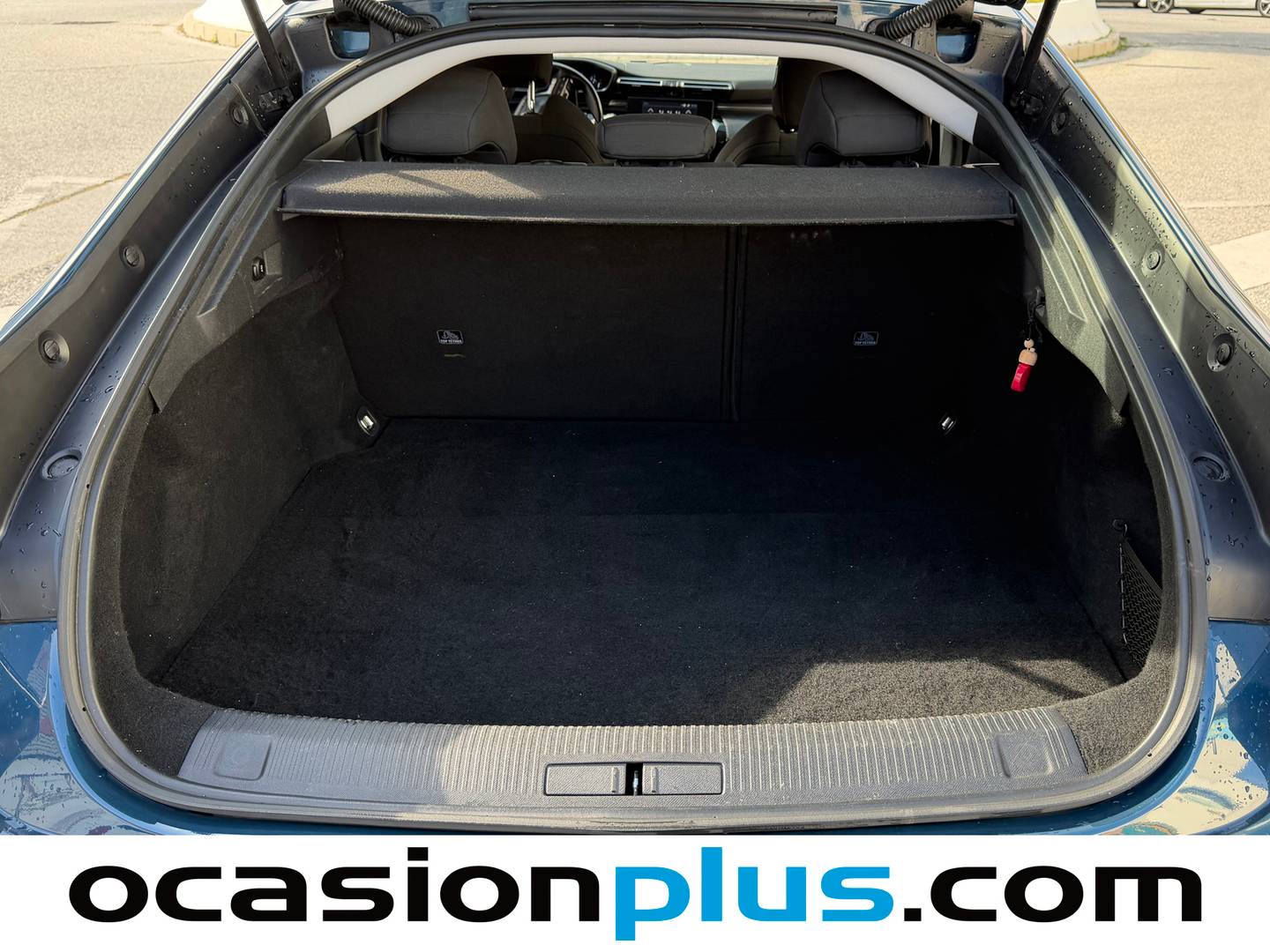 Foto asientos delanteros Peugeot 508 Peugeot 508 BlueHDi 130 S&S Business Line (130 CV)