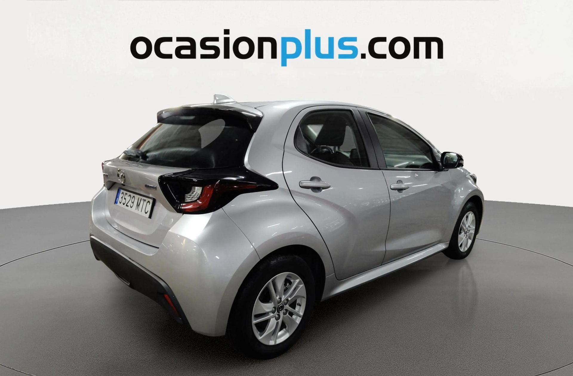 Mazda Mazda2 1.5 Center-Line CVT - foto 4