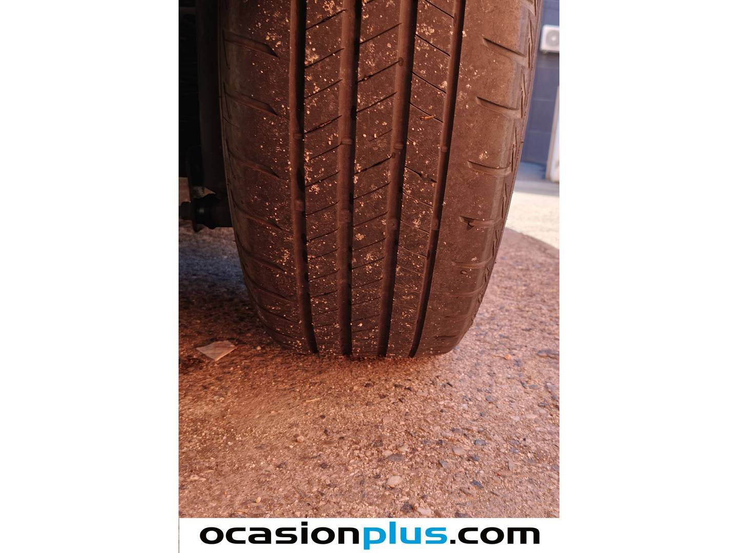 Foto Ford Kuga Ford Kuga 1.5 EcoBlue Titanium (120 CV)