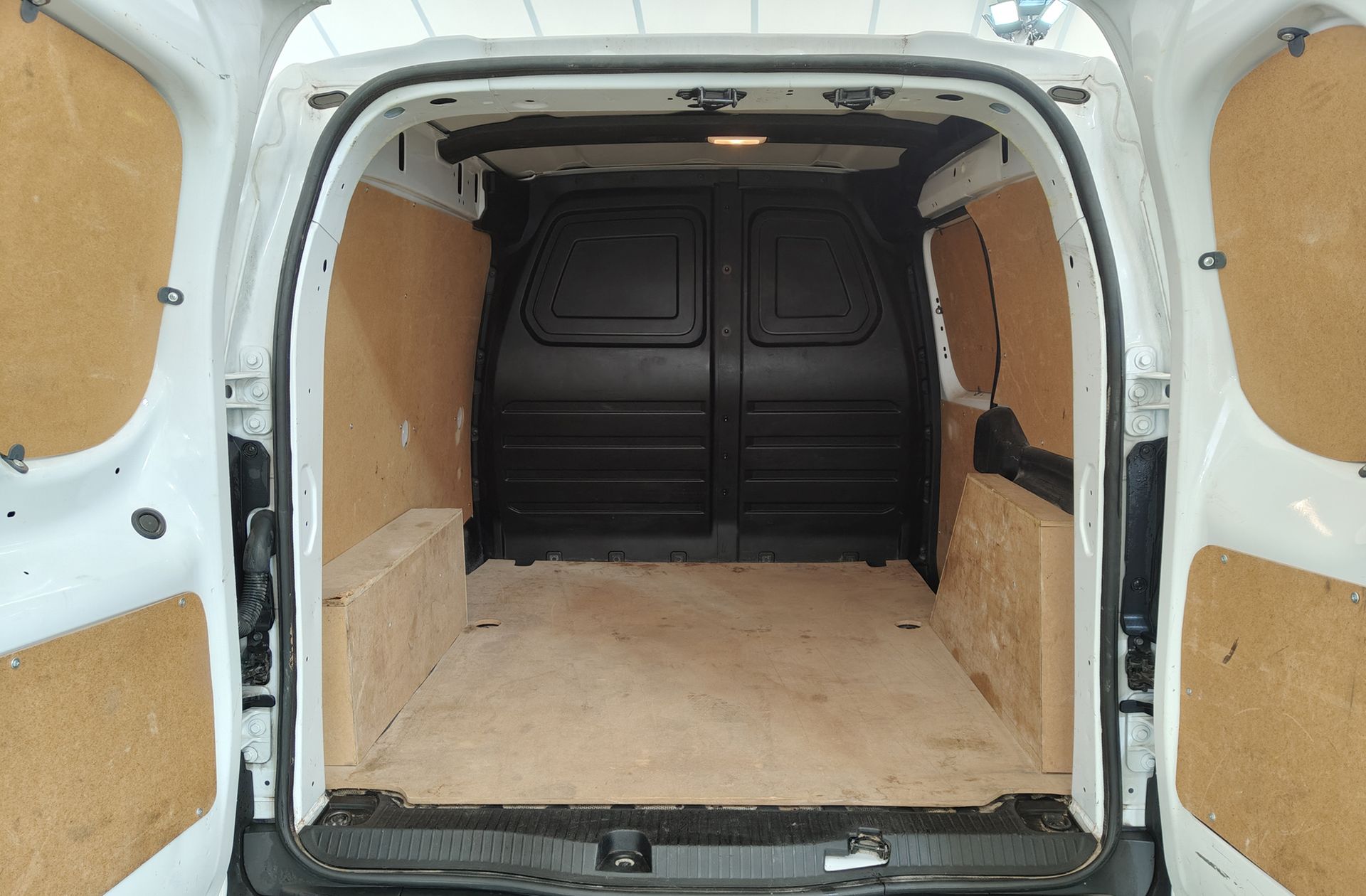 Nissan Townstar Furgon 1.3G L1 Profesional - foto 14