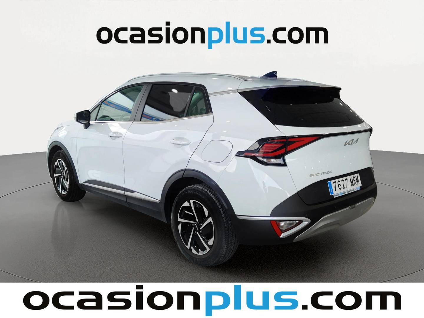 Foto trasera KIA Sportage KIA Sportage 1.6 T-GDi MHEV Drive 4x2 (150 CV) izquierda