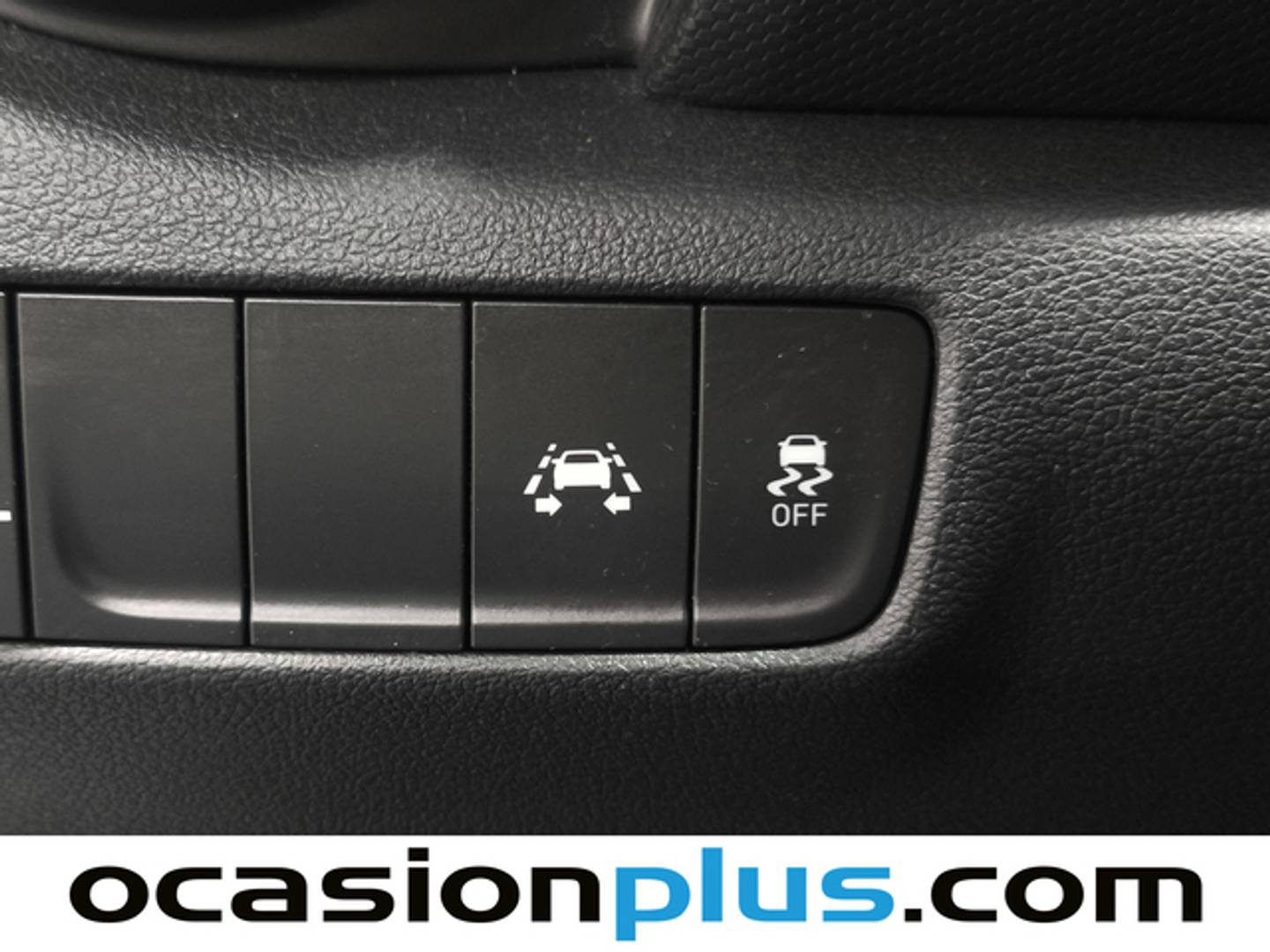Extras y acabados del Hyundai Kona Hyundai Kona 1.0 TGDi Essence 4x2 (120 CV)