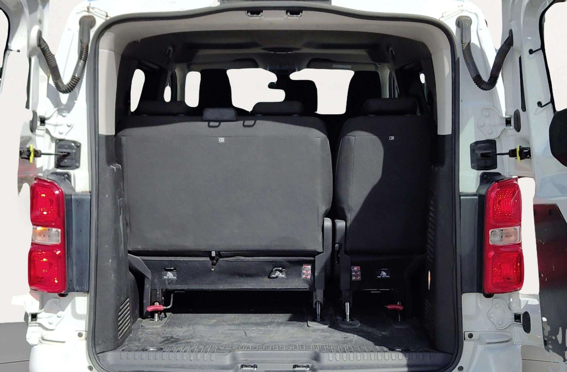 Toyota Proace Verso 2.0D VX Shuttle 9 plazas - foto 17