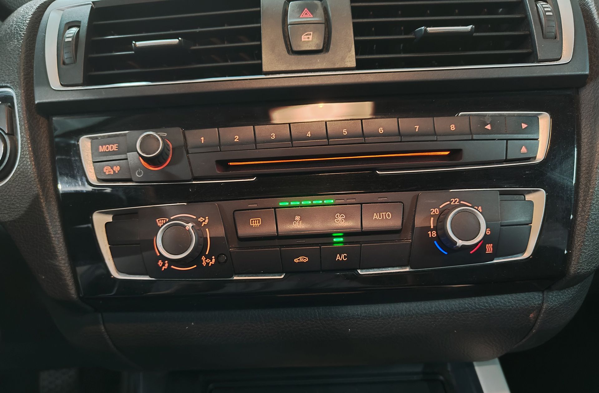 BMW Serie 1 116d - foto 30