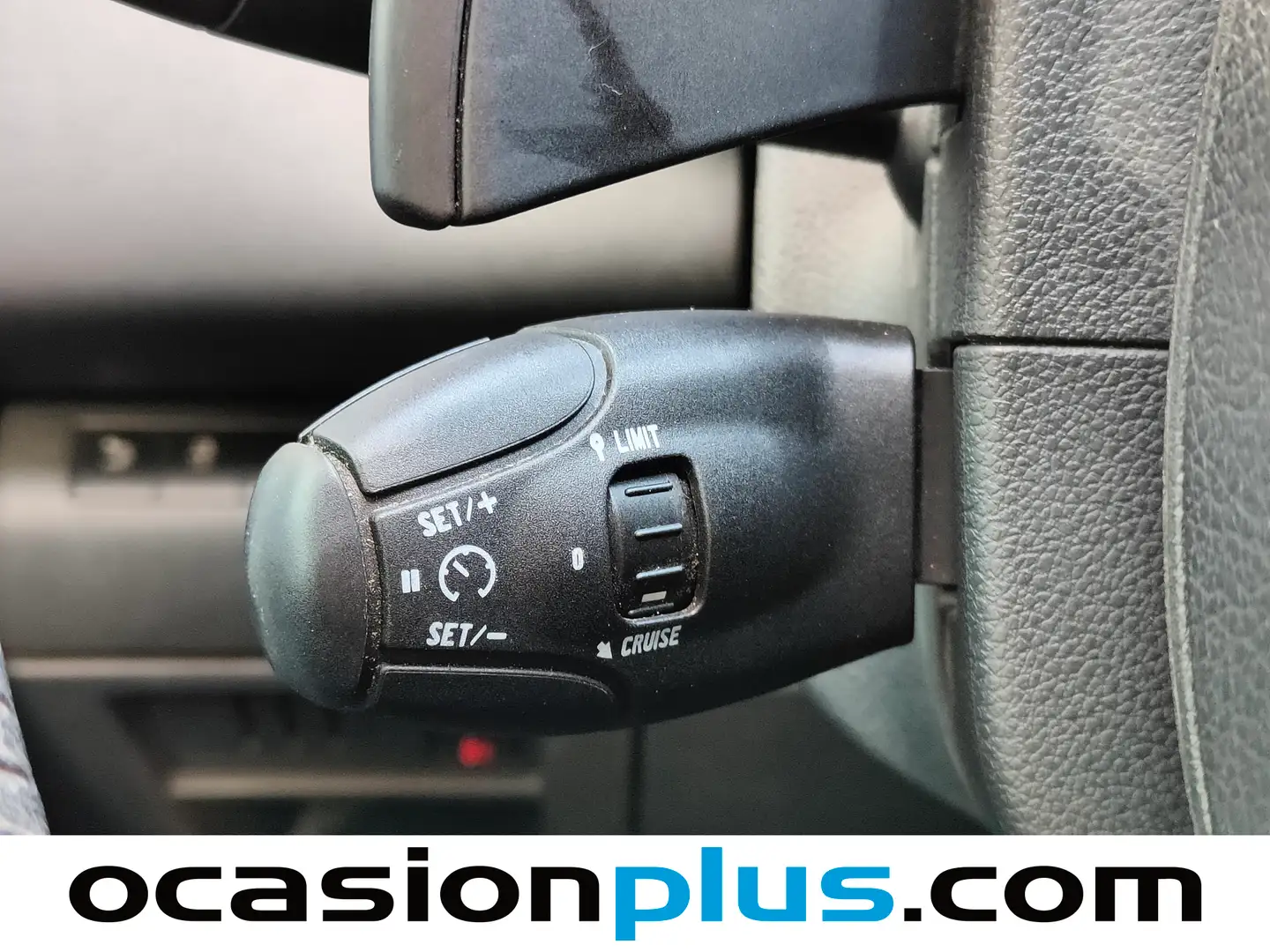 Foto Peugeot 3008 Peugeot 3008 1.6 e-HDI Active FAP ETG6 Blue Lion (115 CV)