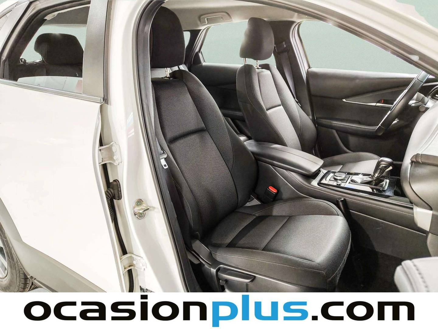 Foto Mazda CX-30 Mazda CX-30 2.5 e-Skyactive G MHEV Prime-Line AT (140 CV)