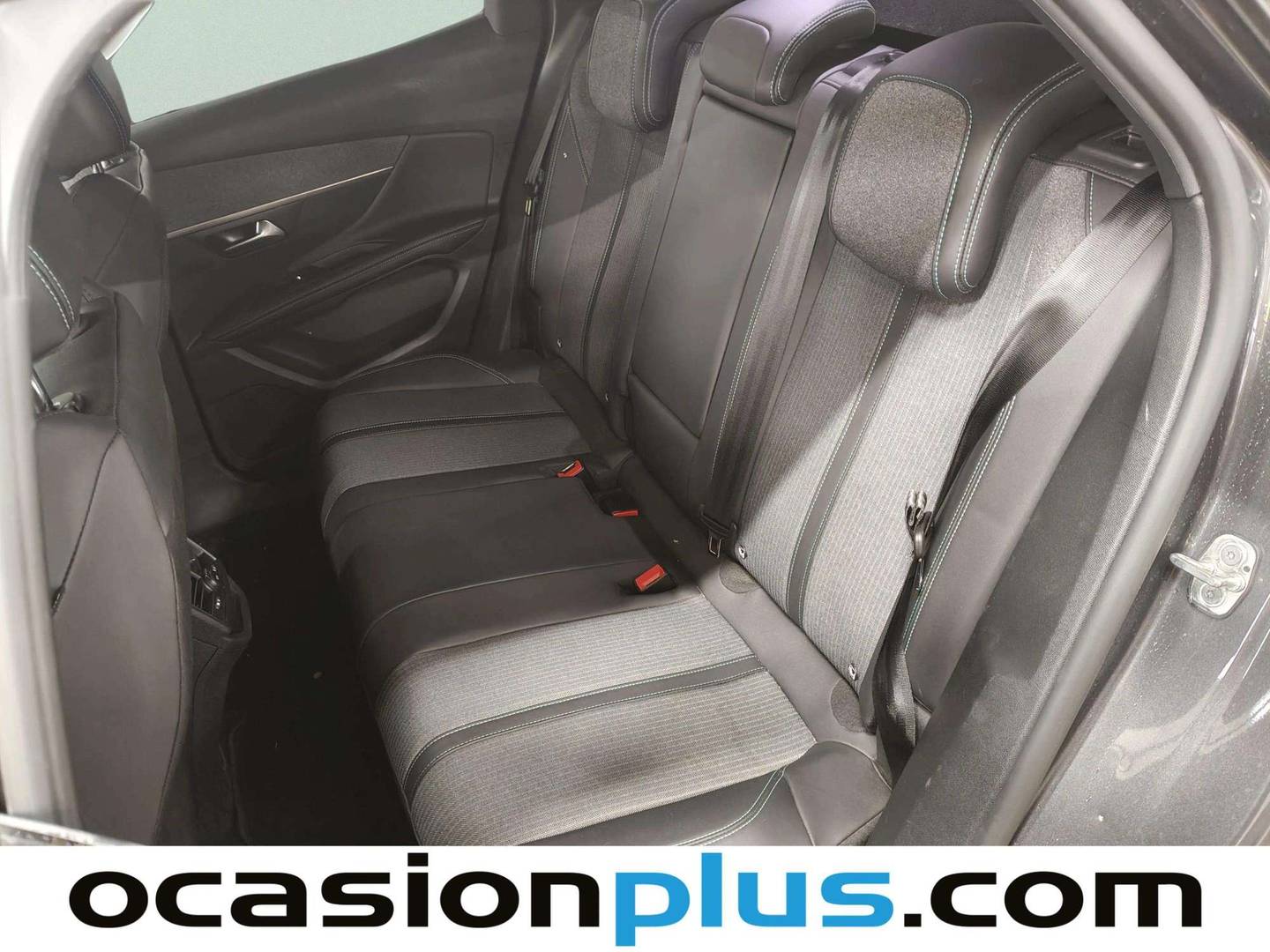 Foto asientos traseros Peugeot 3008 Peugeot 3008 BlueHDi 130 S&S Allure Pack EAT8 (130 CV)