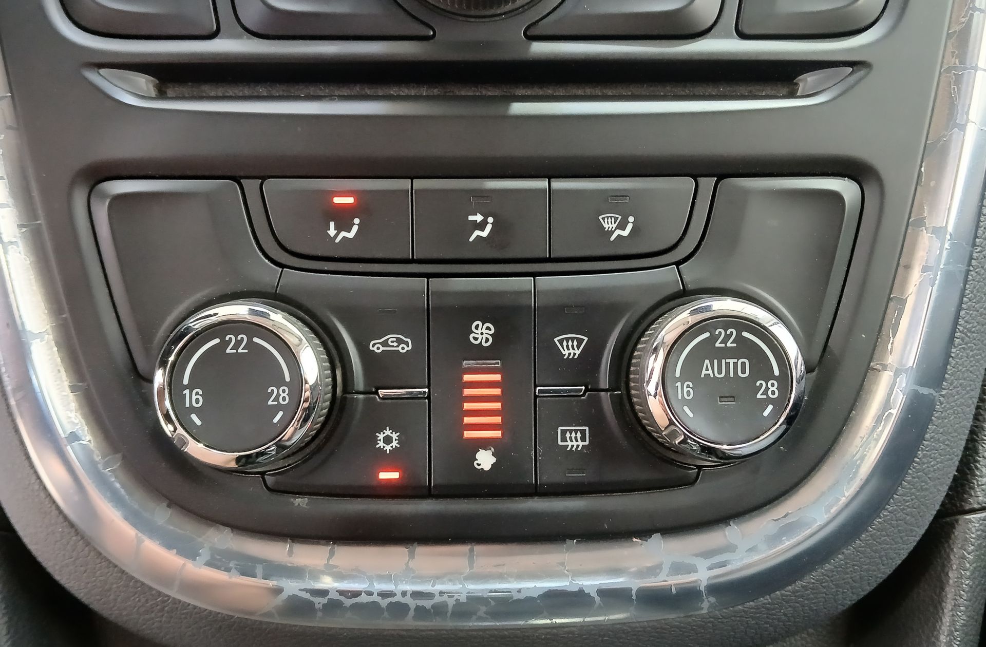 Opel Mokka 1.7 CDTI Excellence 4x2 - foto 29