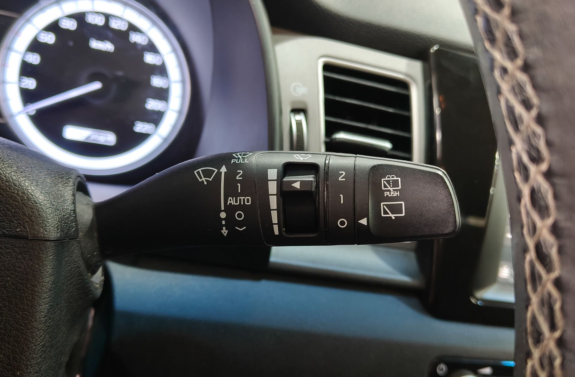 Kia Niro 1.6 GDi PHEV Híbrido Drive - foto 28