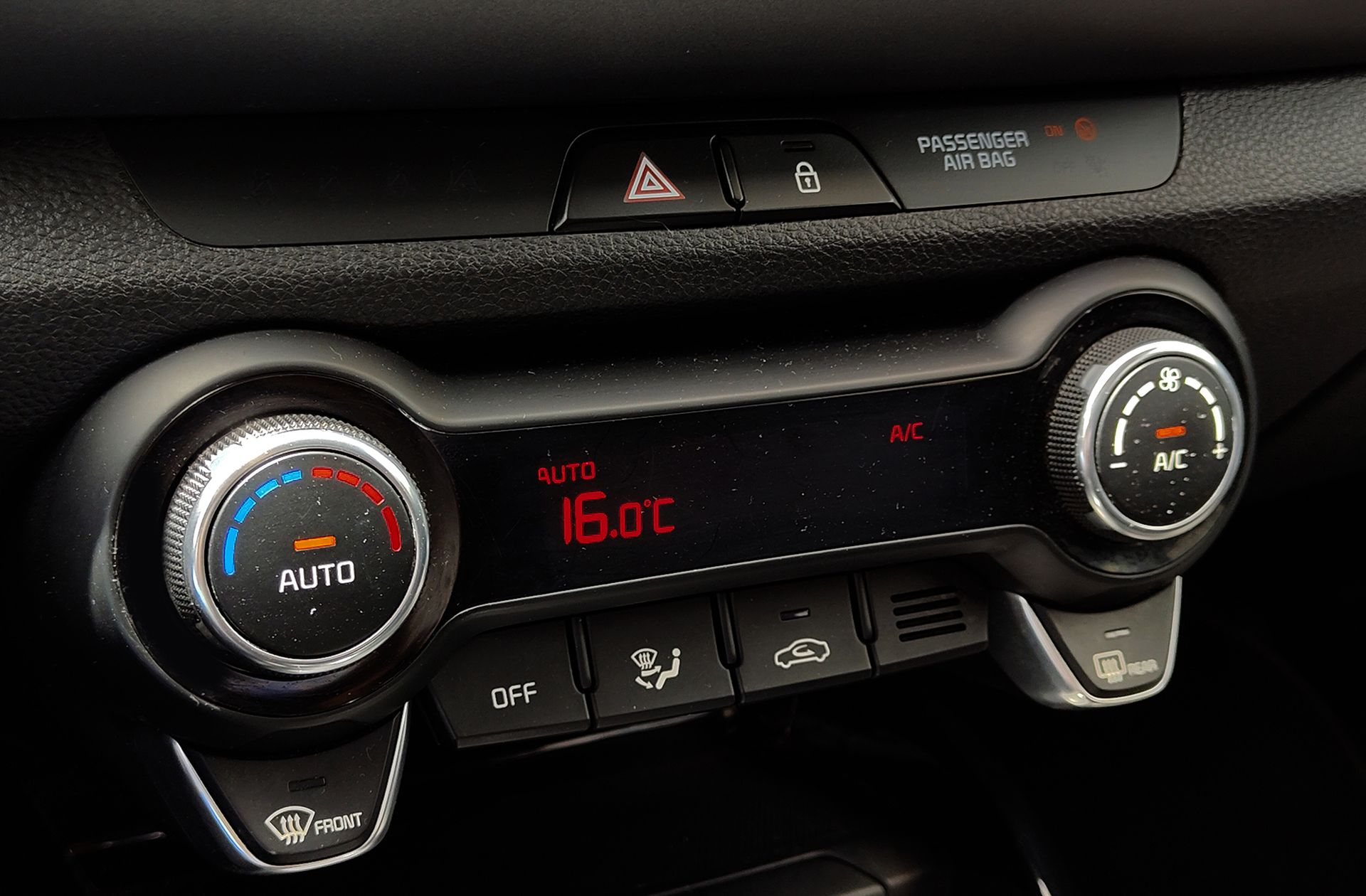 Kia Stonic 1.0 T-GDi Drive - foto 29