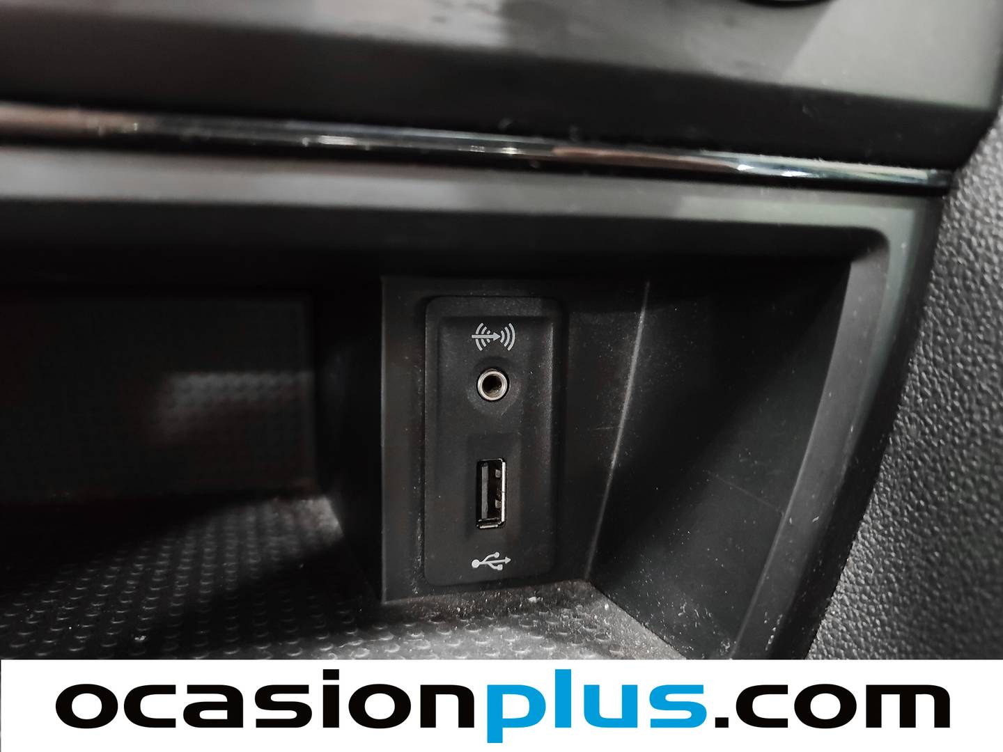 Equipamiento del Seat León Seat León 1.0 EcoTSI Reference Edition (115 CV)