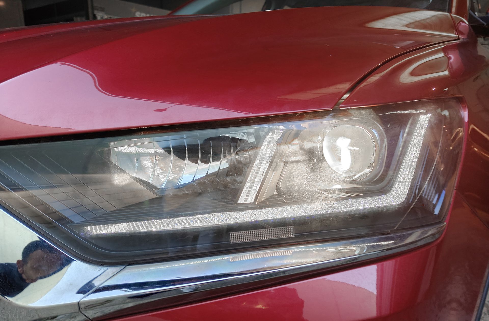 SWM G01 1.5T Luxury - foto 29