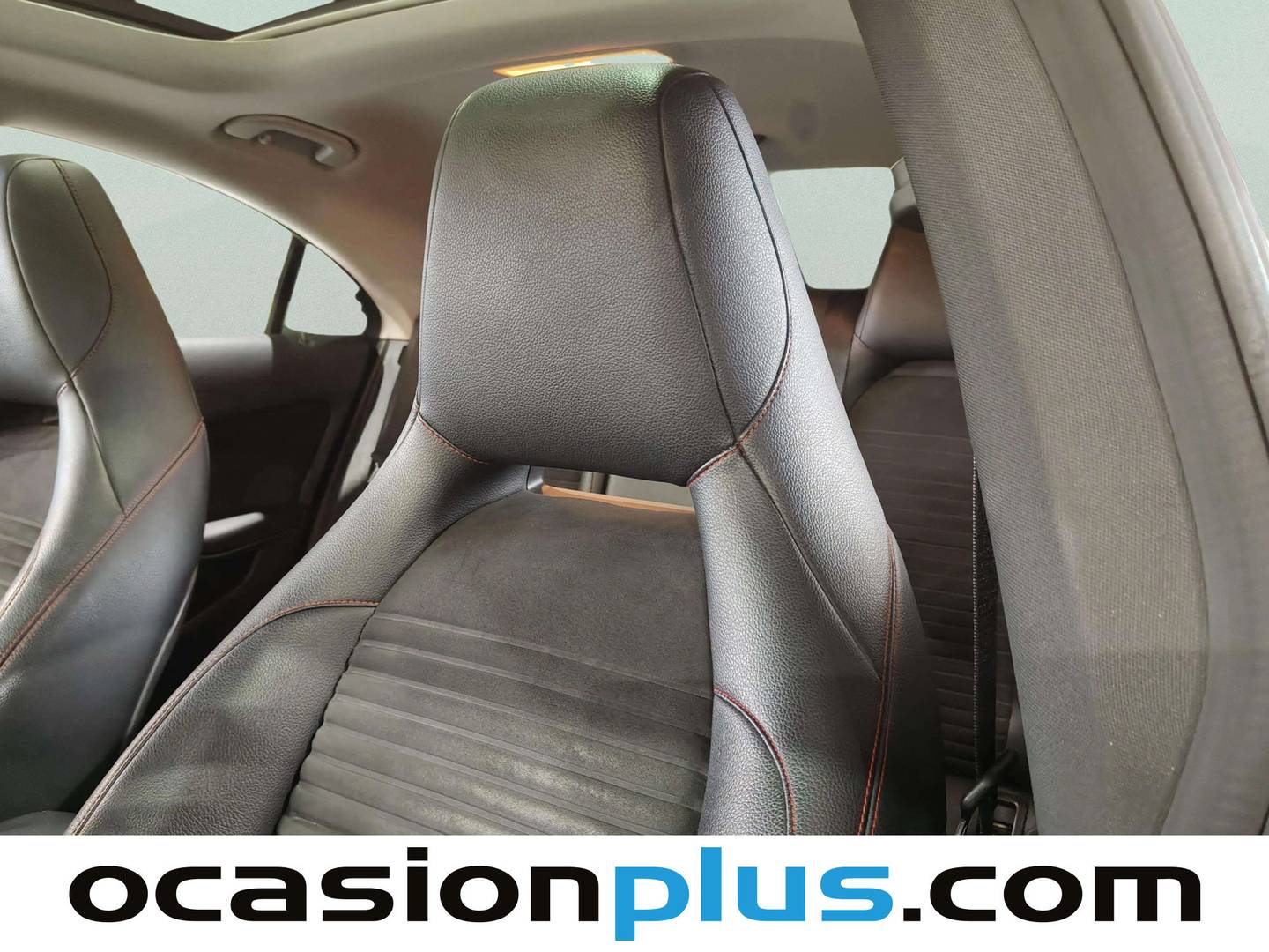 Equipamiento del Mercedes CLA Mercedes CLA 200 d (136 CV) Pack AMG