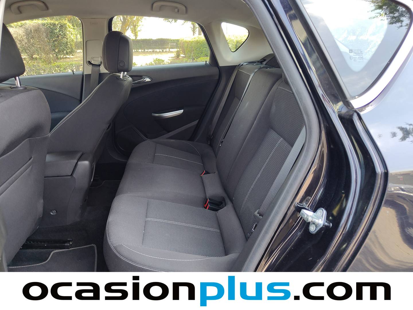 Foto asientos traseros Opel Astra Opel Astra 1.7 CDTI Sport (125 CV)