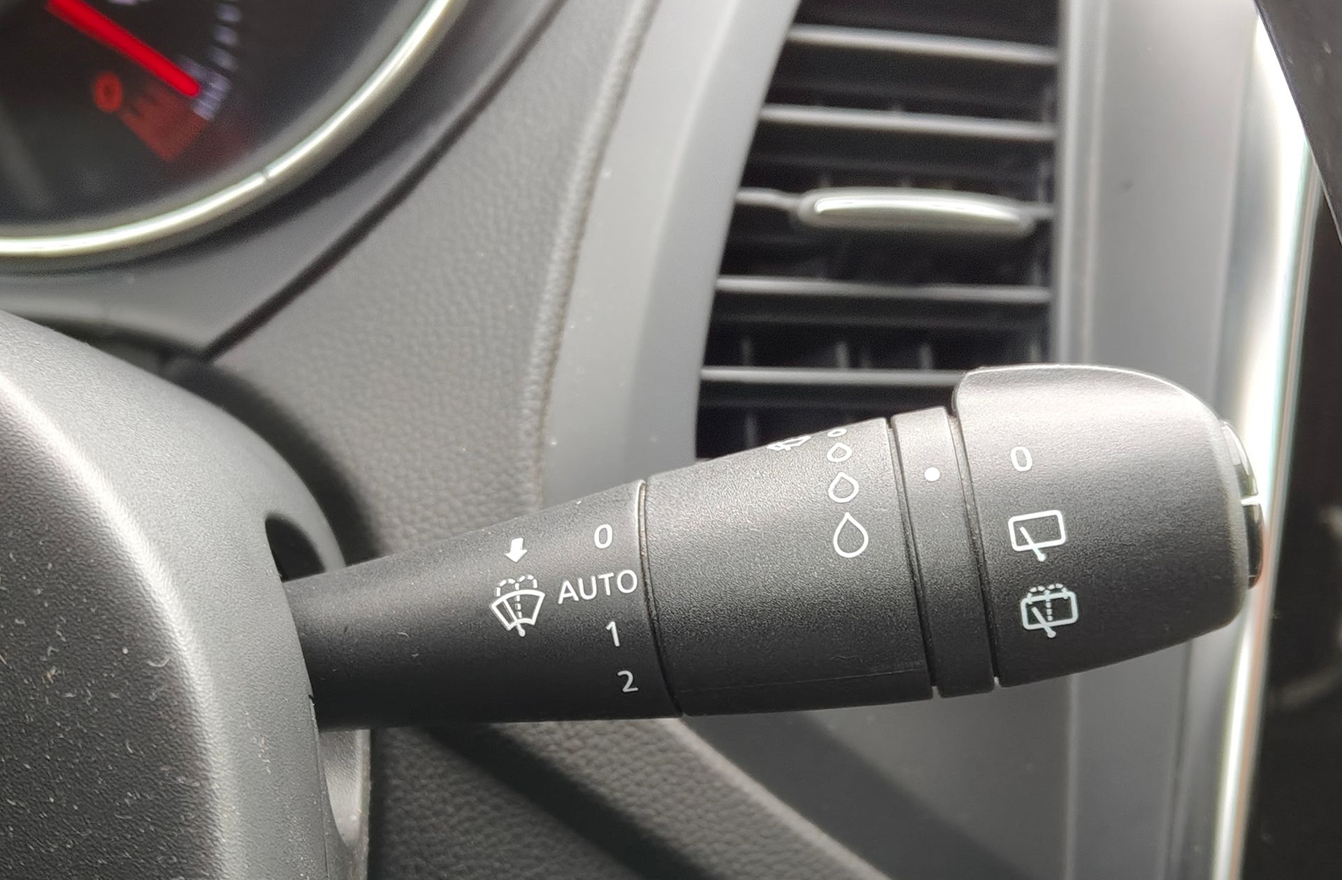 Renault Captur Zen TCe GPF - foto 25