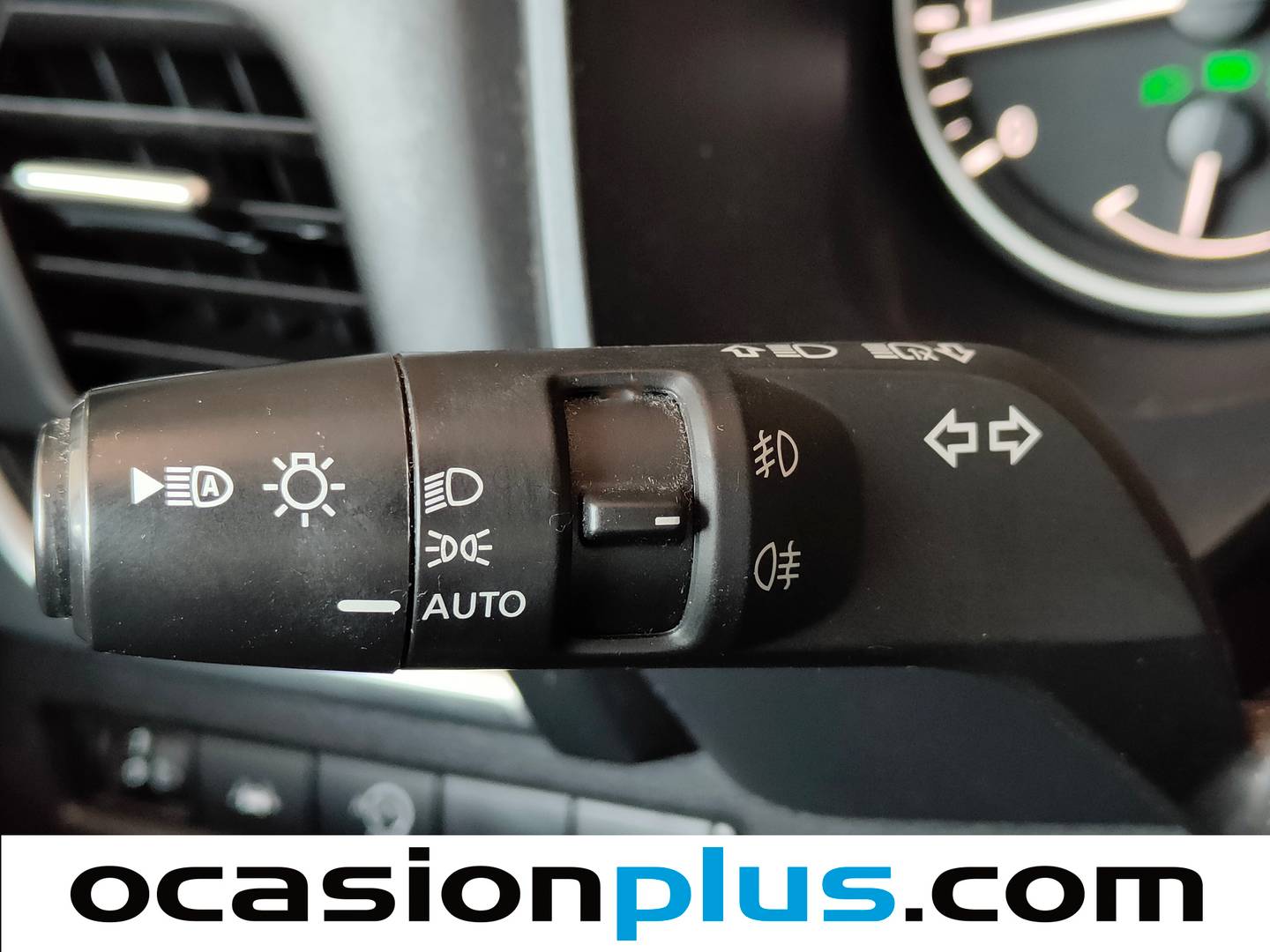 Accesorios del Nissan QASHQAI Nissan Qashqai DIG-T 158 mHEV Acenta Xtronic (158 CV)