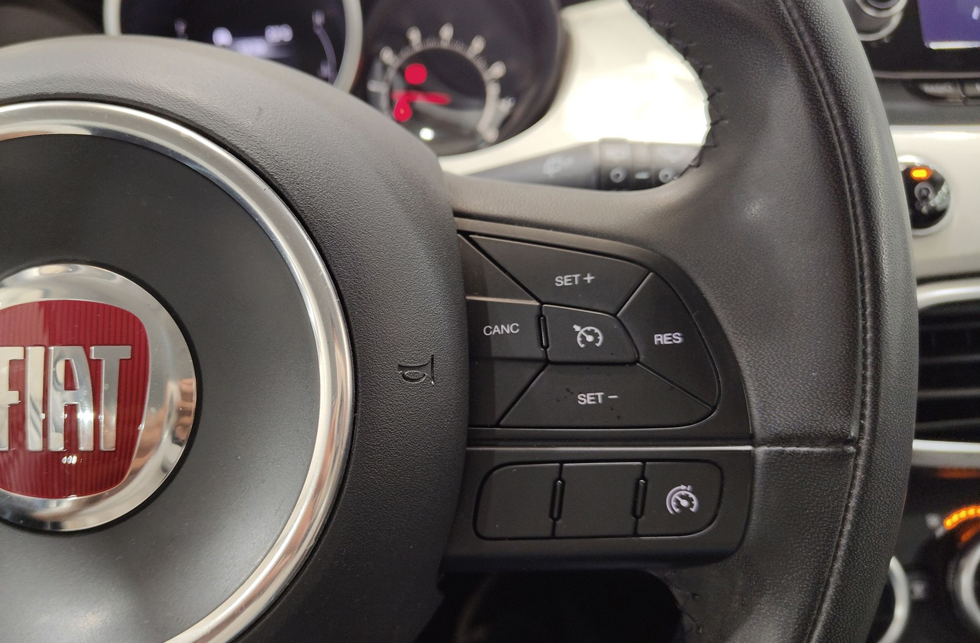 Fiat 500X 1.4 MultiAir Pop Star - foto 24